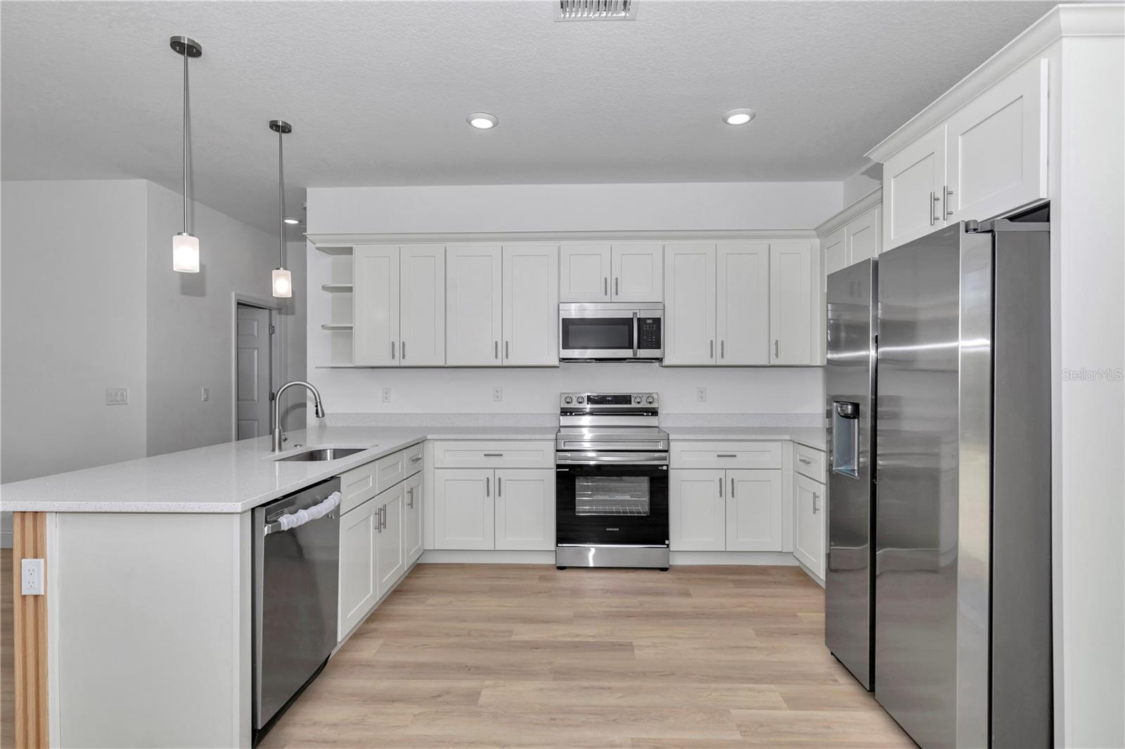 Image 2 of 43 For 3381 Usher Drive