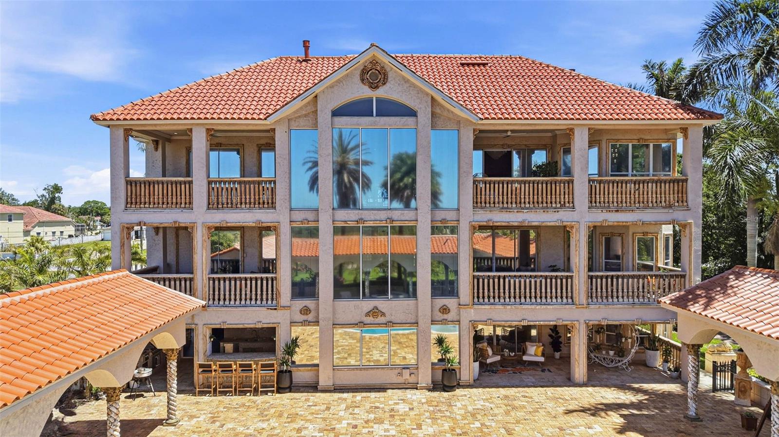 Listing photo id 11 for 4908 Troydale Road