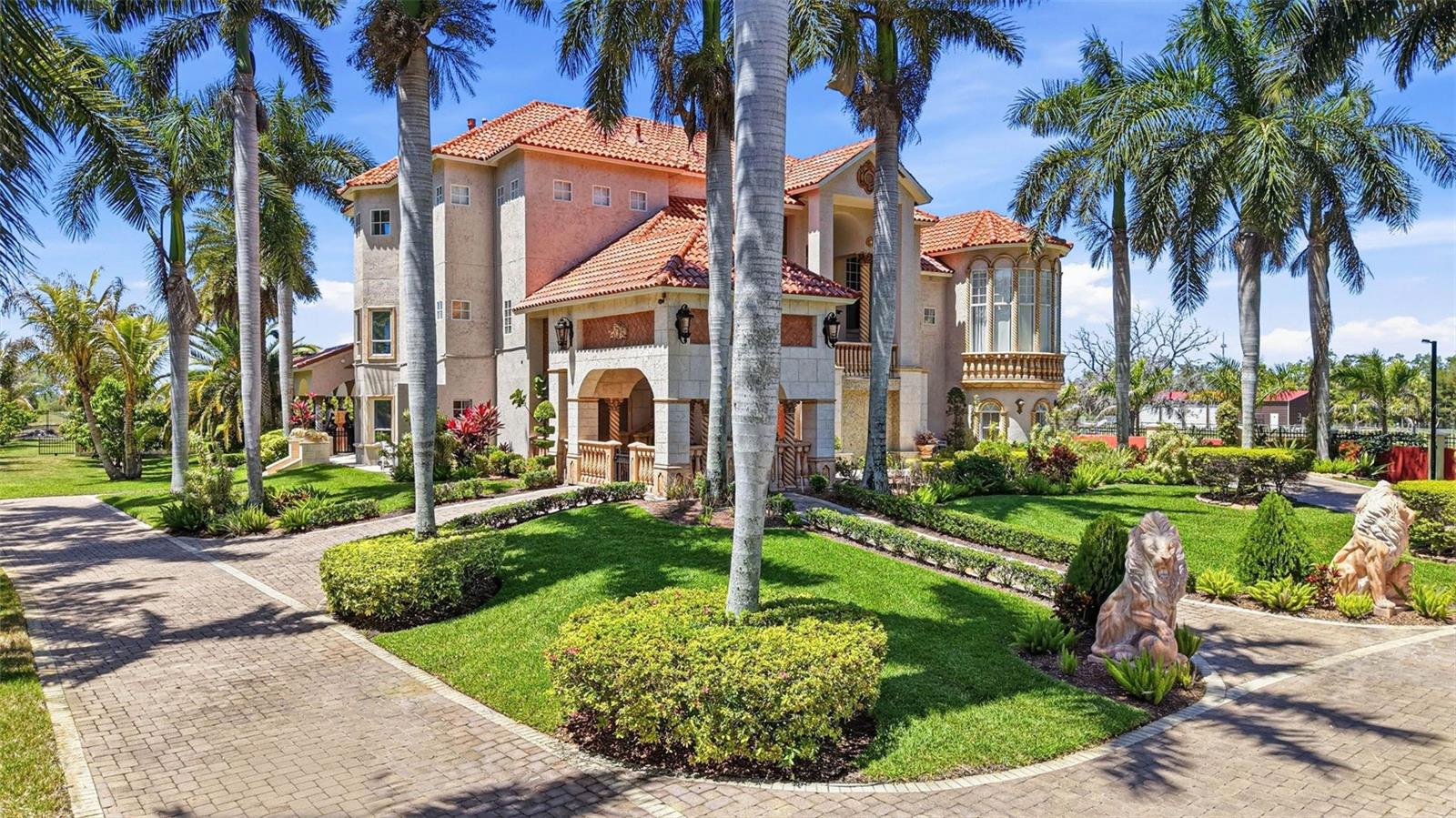 Listing photo id 2 for 4908 Troydale Road