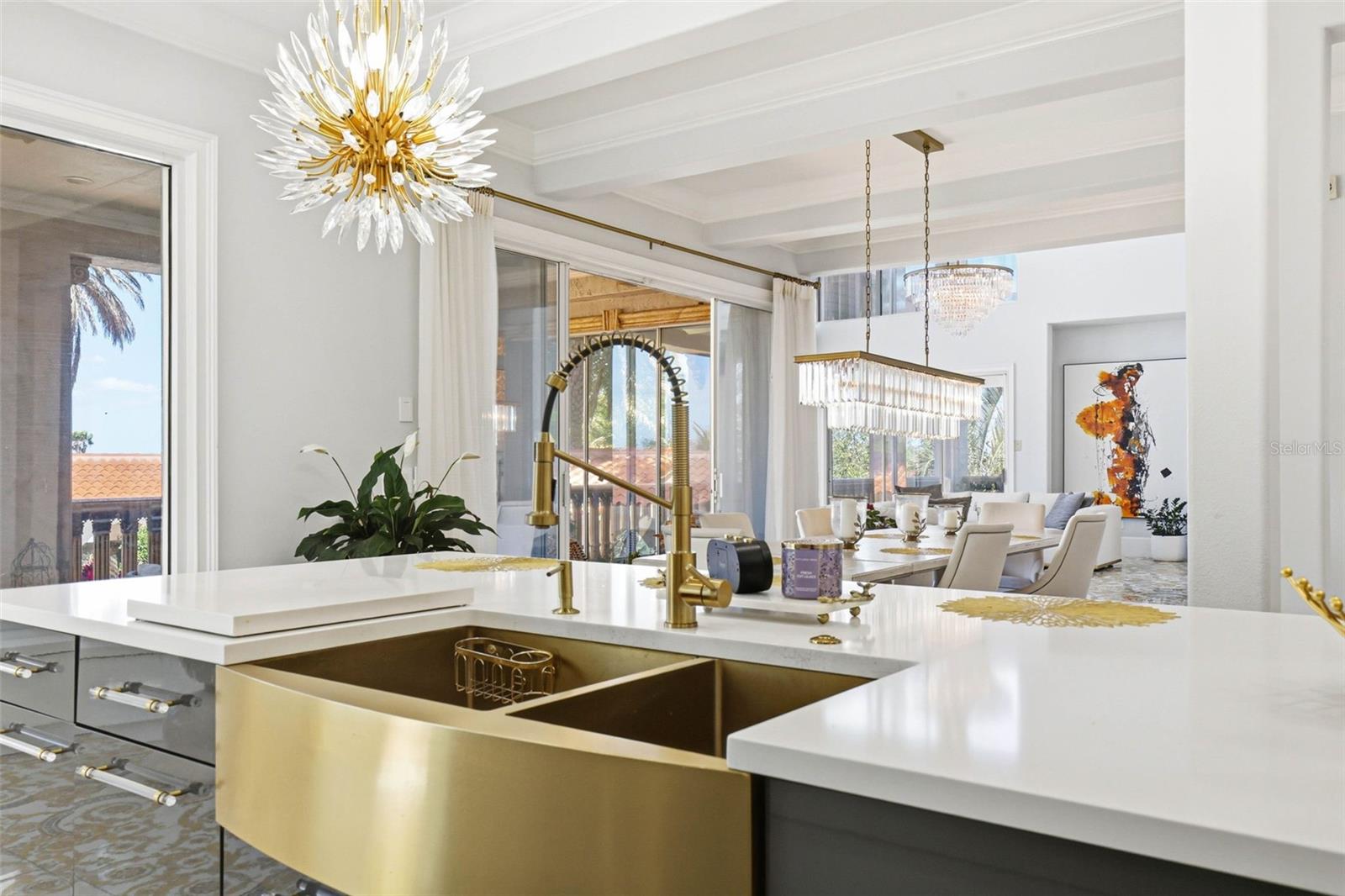 Listing photo id 46 for 4908 Troydale Road