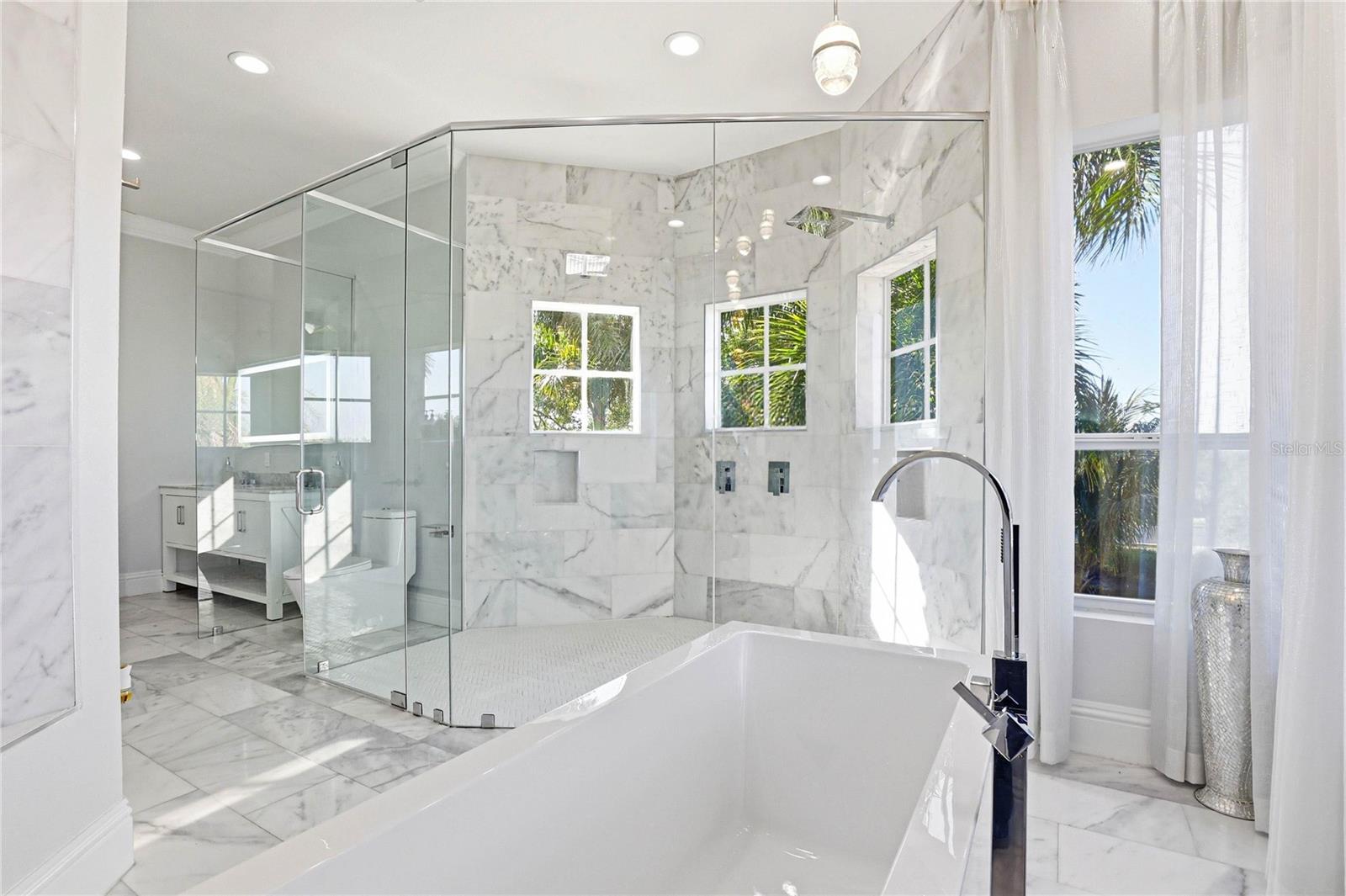 Listing photo id 56 for 4908 Troydale Road