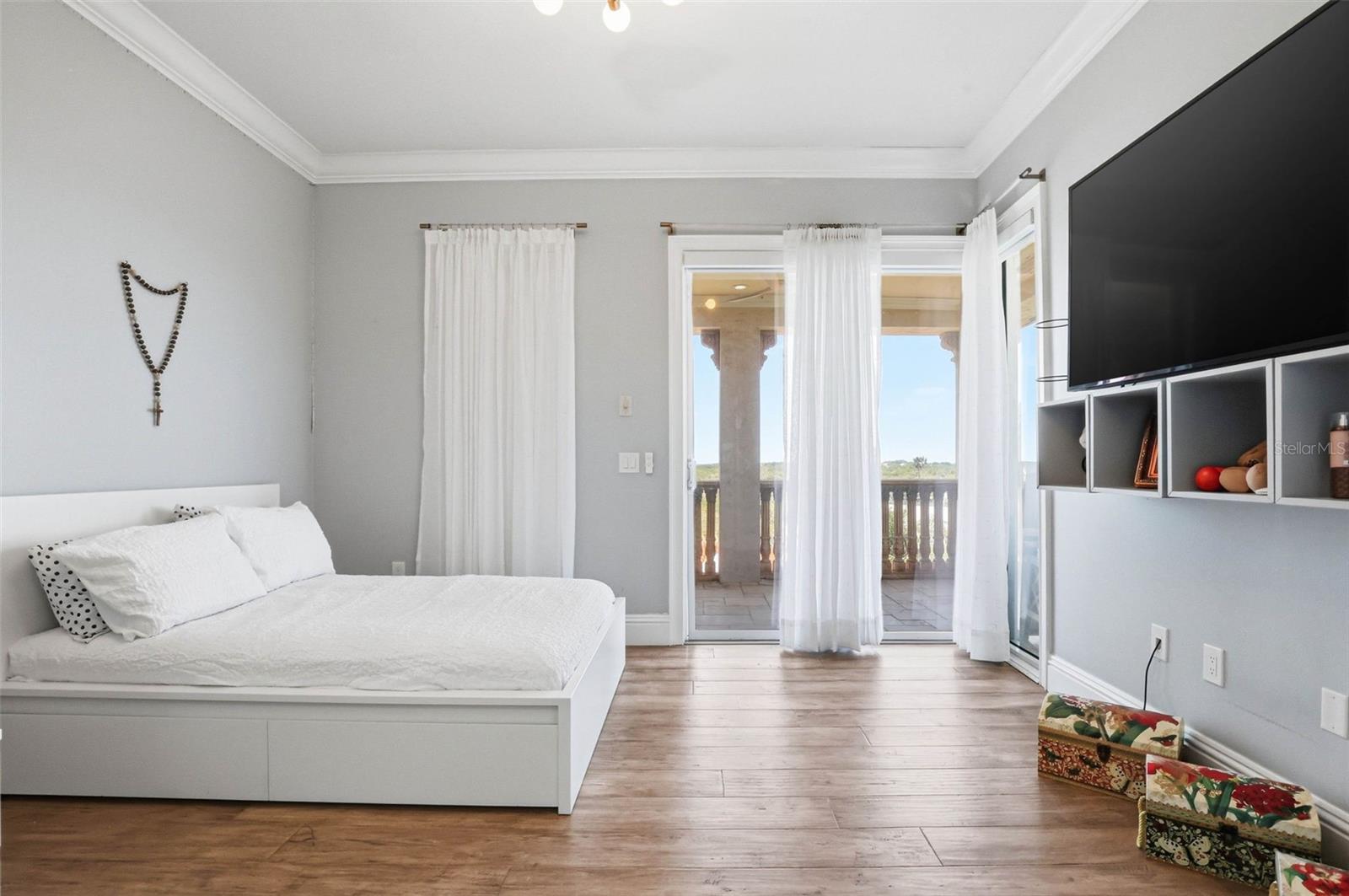 Listing photo id 61 for 4908 Troydale Road