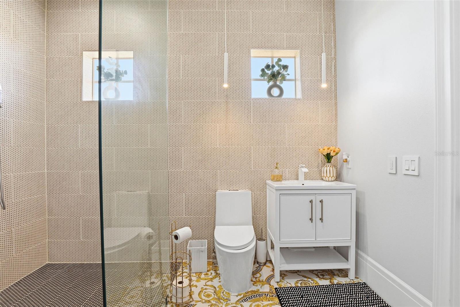 Listing photo id 68 for 4908 Troydale Road