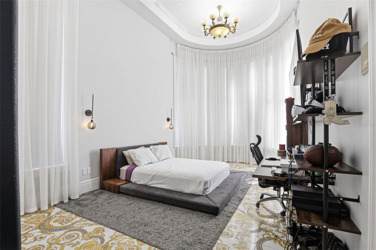 Listing photo id 69 for 4908 Troydale Road