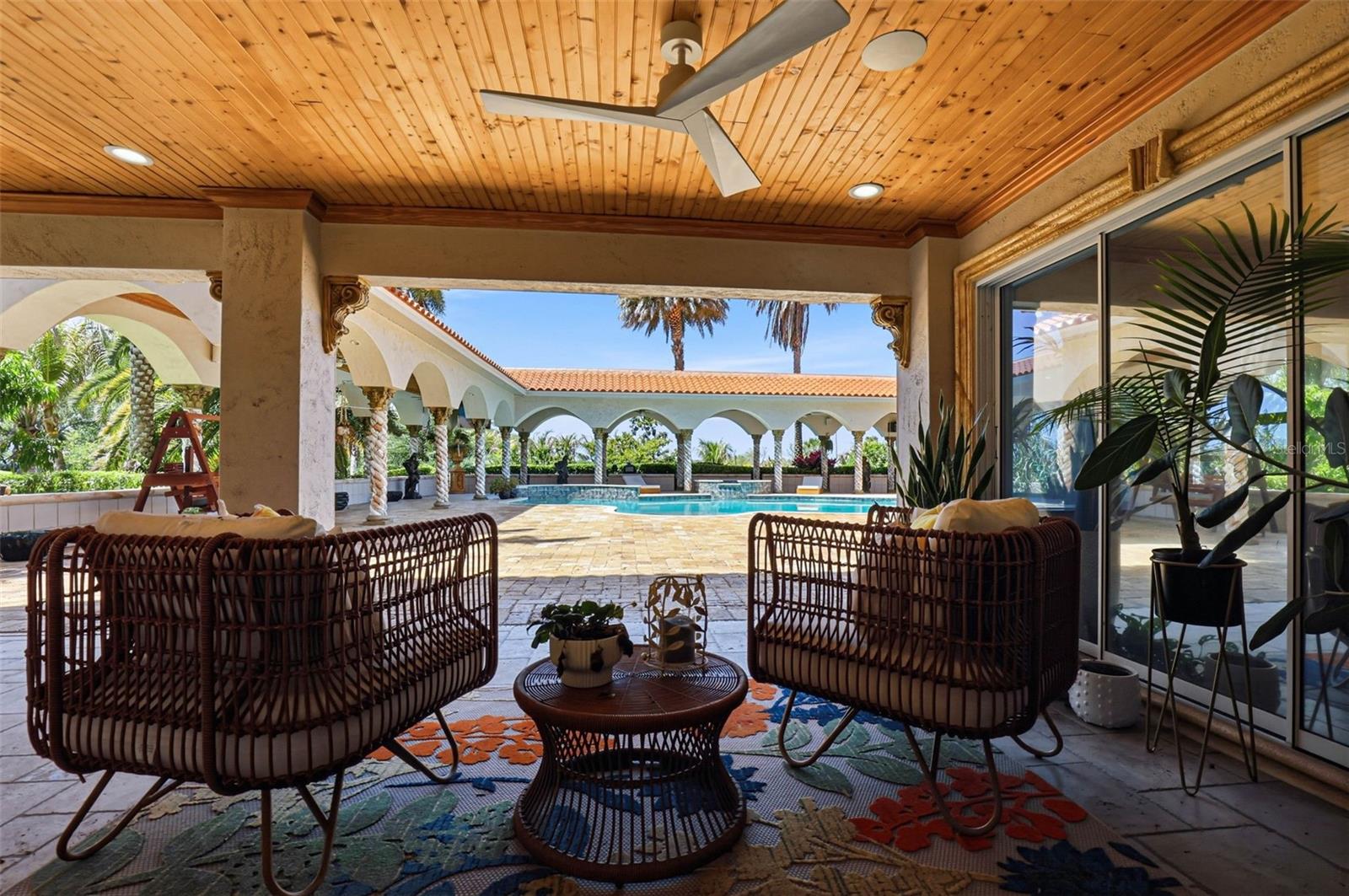 Listing photo id 79 for 4908 Troydale Road