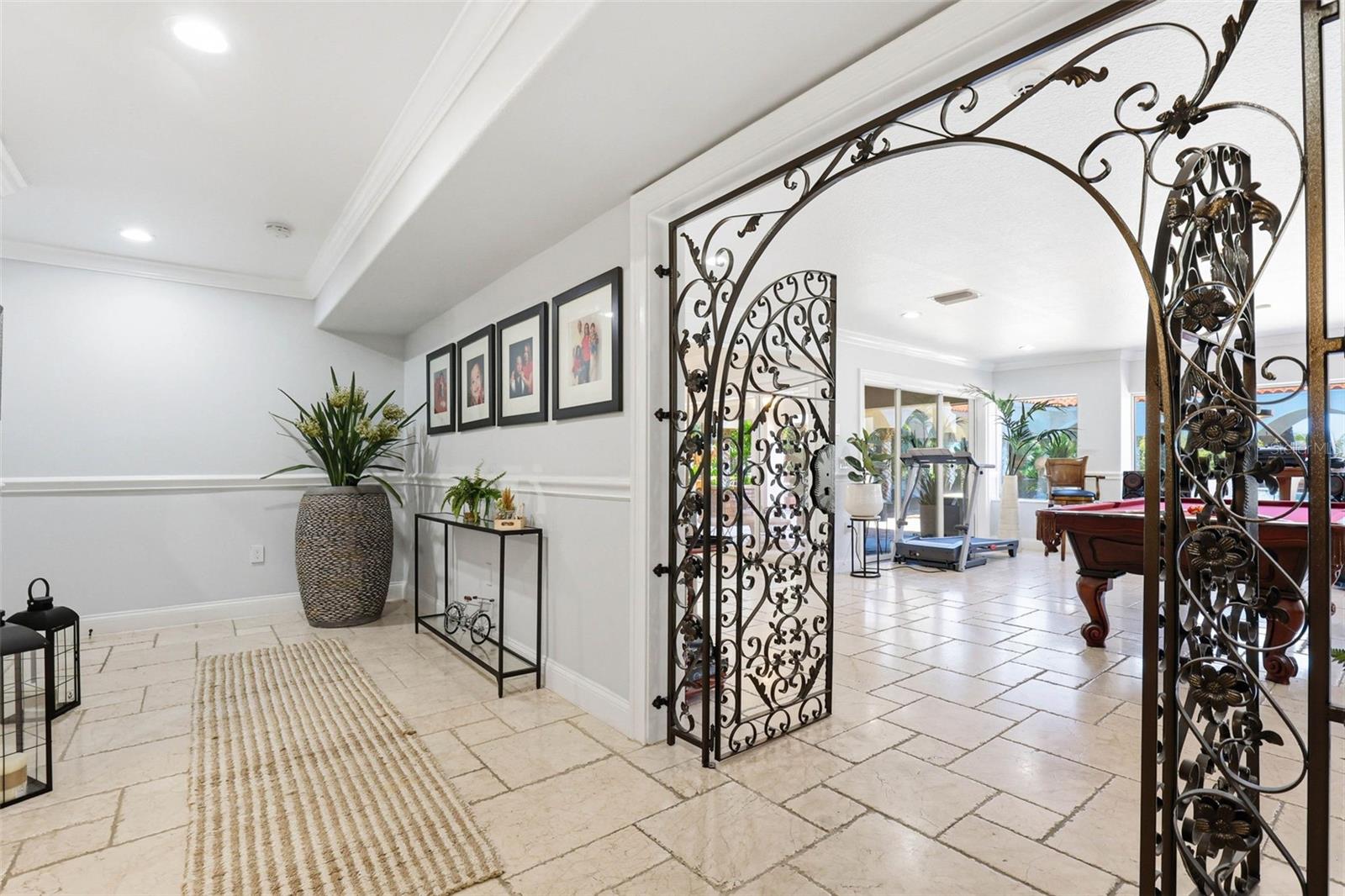 Listing photo id 87 for 4908 Troydale Road