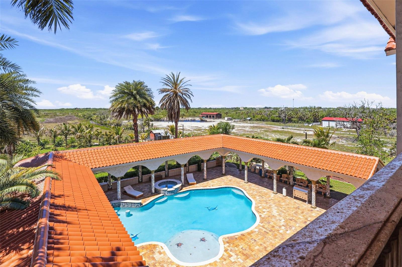 Listing photo id 89 for 4908 Troydale Road