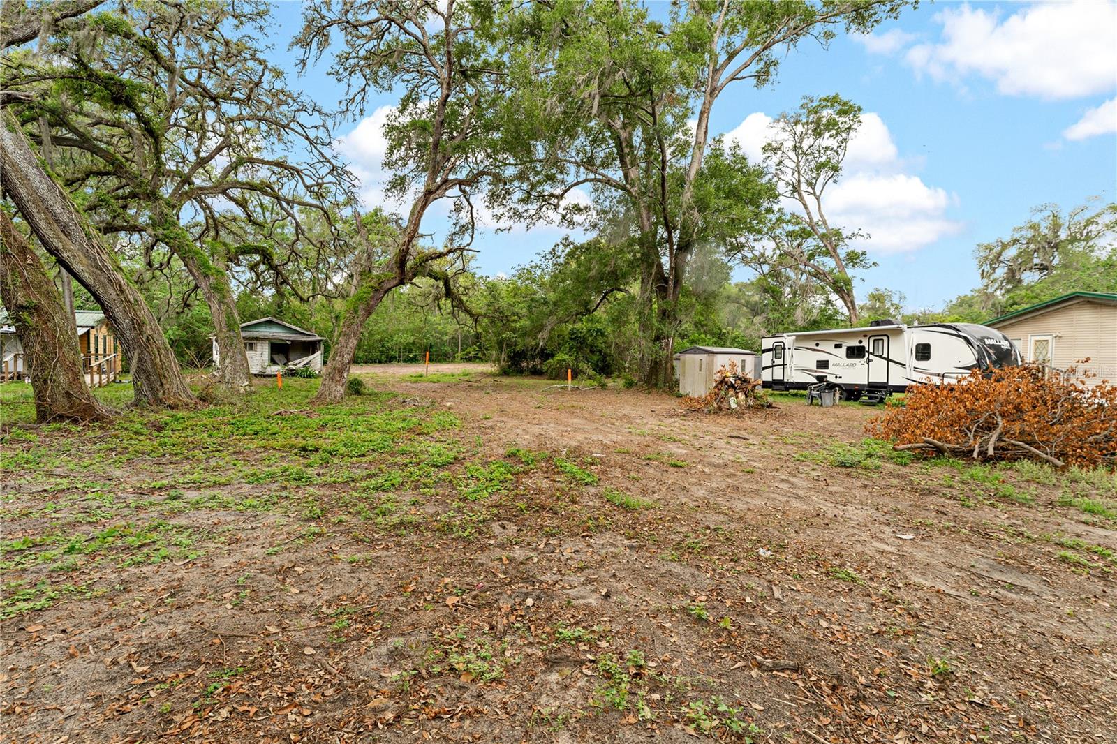 Listing photo id 9 for 40611 Otis Allen Road