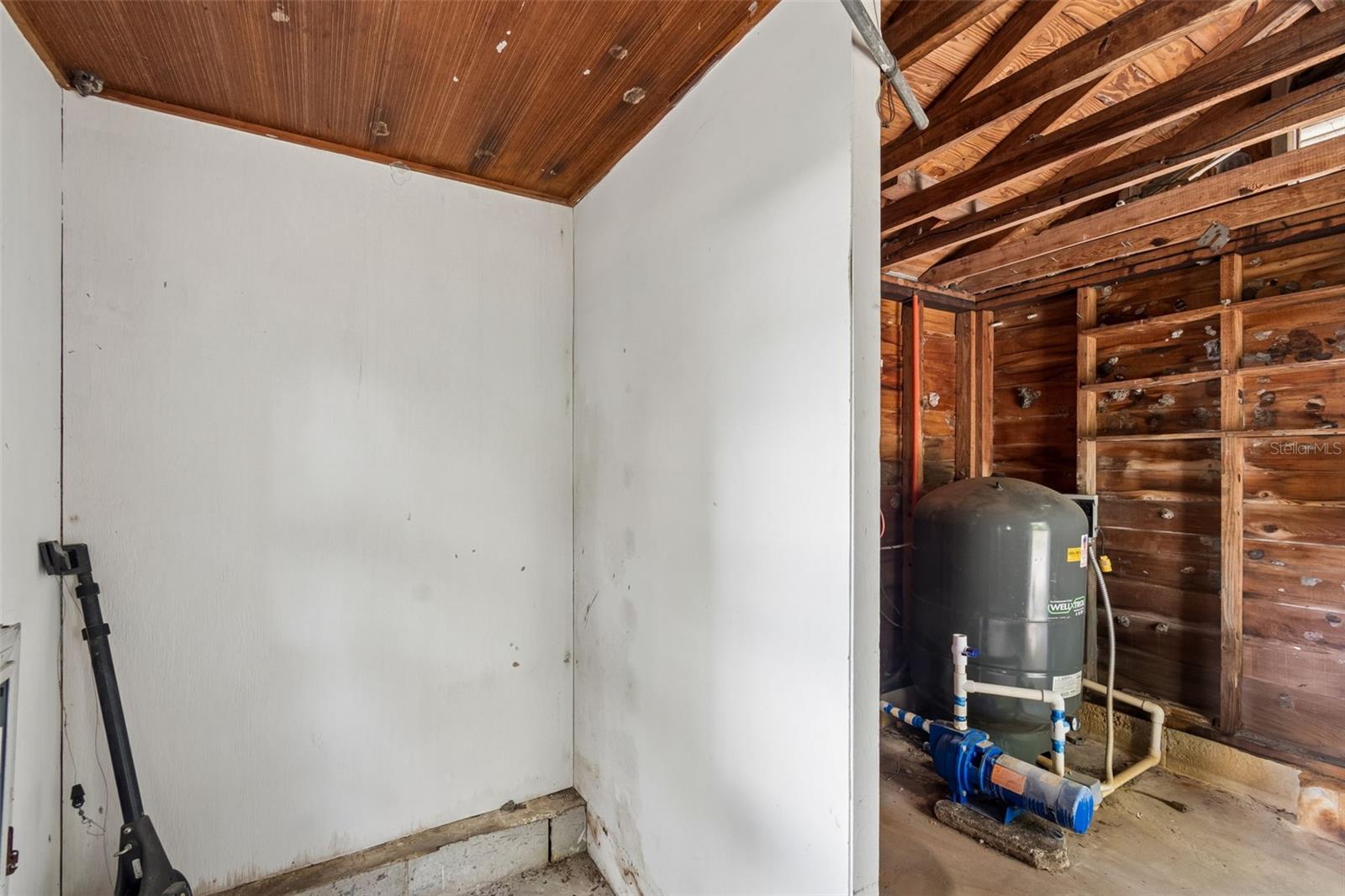 Image 39 of 54 For 4743 School Road