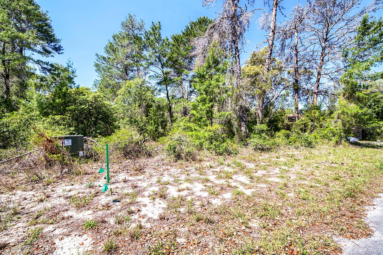 Image 3 of 23 For 14 Heuchera Court E