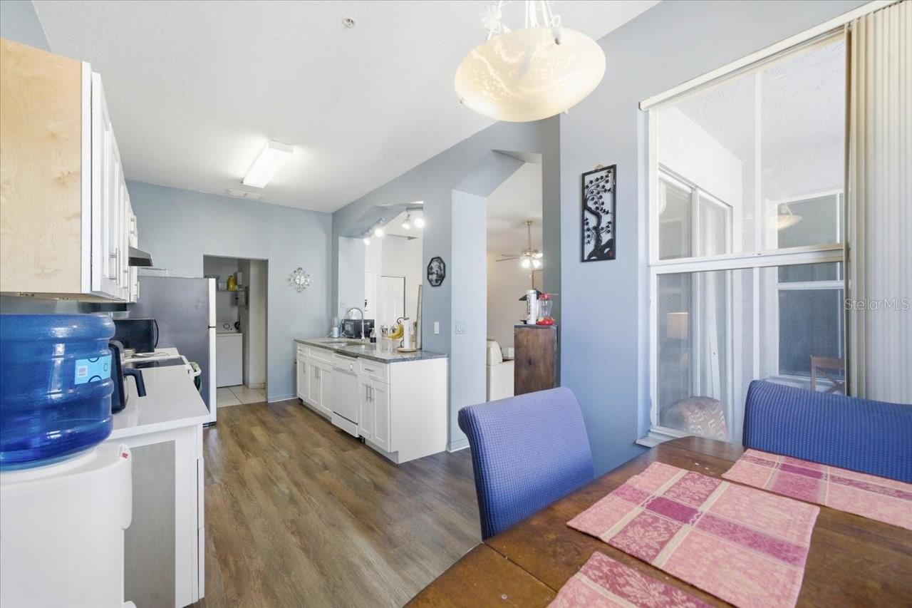 Image 10 of 52 For 5007 Sunridge Palms Drive