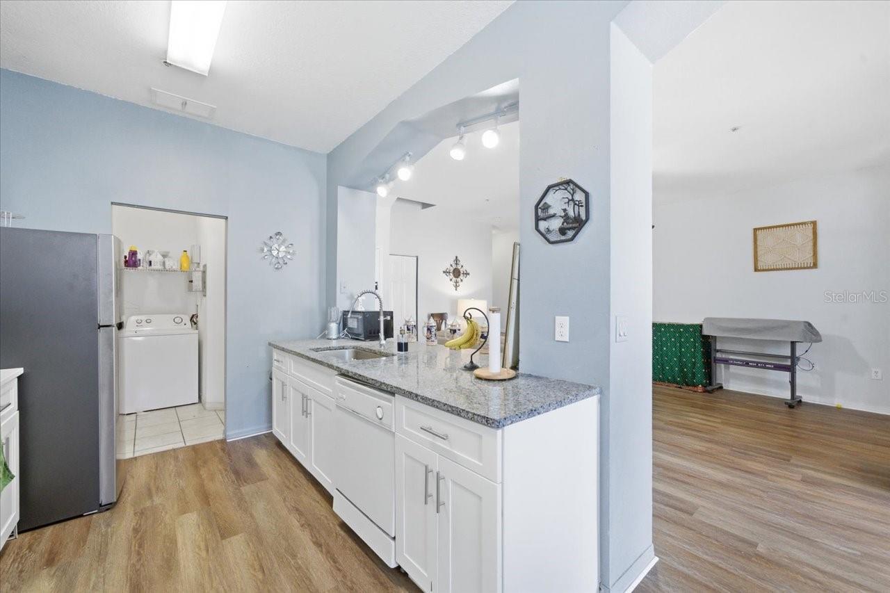 Image 12 of 52 For 5007 Sunridge Palms Drive