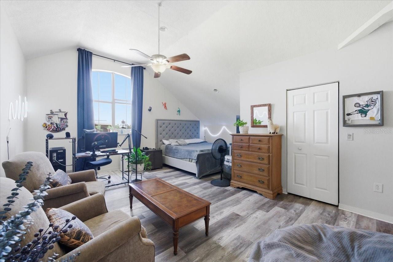 Image 23 of 52 For 5007 Sunridge Palms Drive