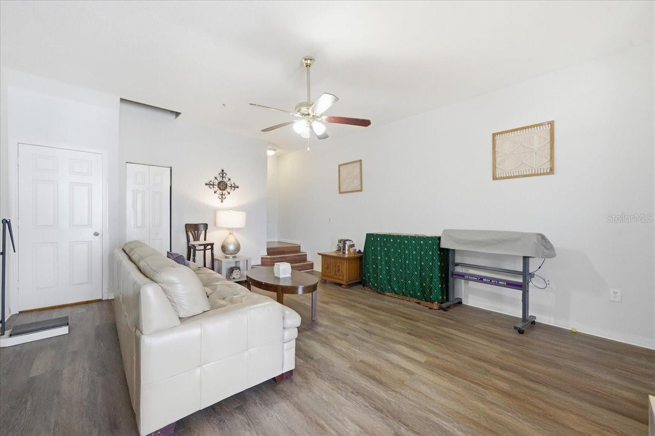 Image 8 of 52 For 5007 Sunridge Palms Drive