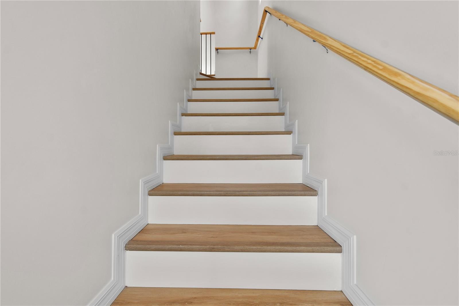 Image 33 of 77 For 4234 4th Street S