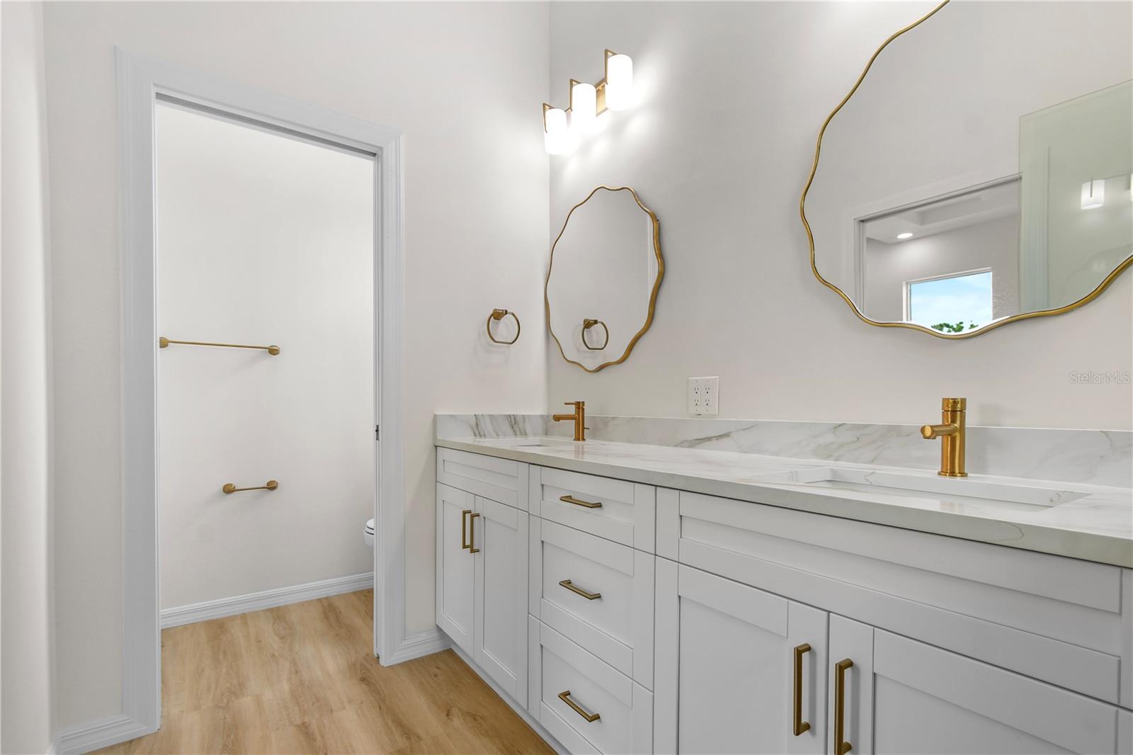 Image 46 of 77 For 4234 4th Street S