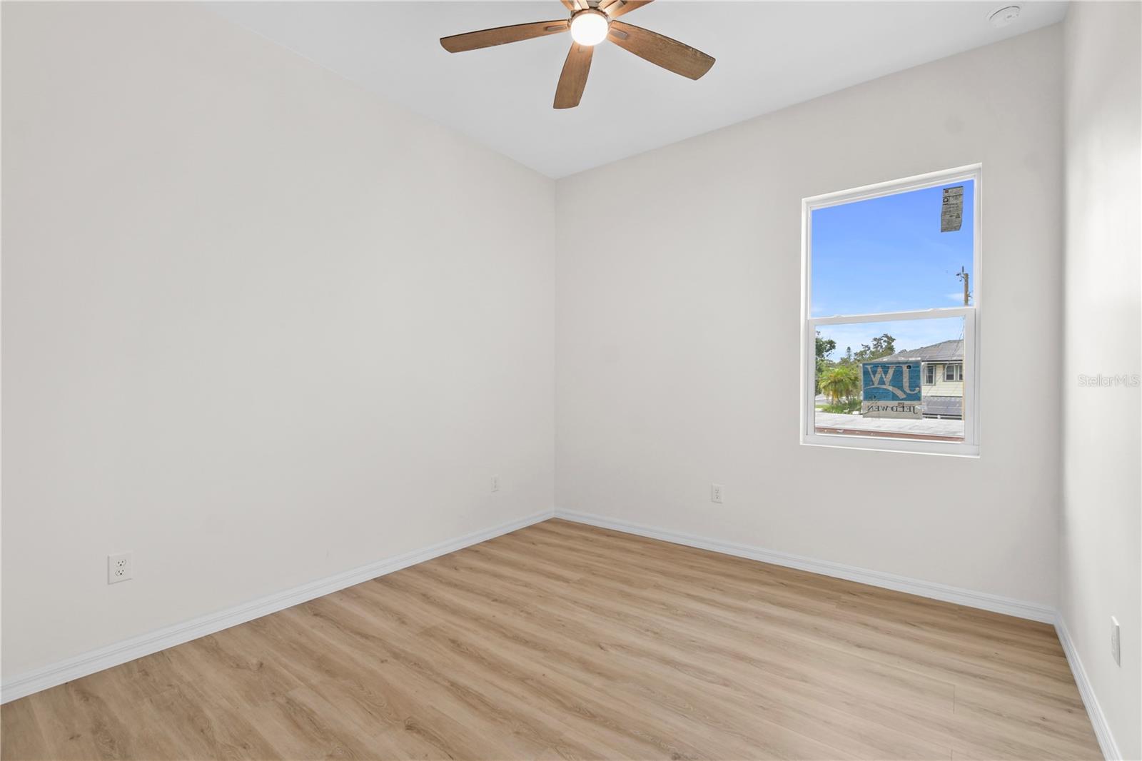 Image 51 of 77 For 4234 4th Street S