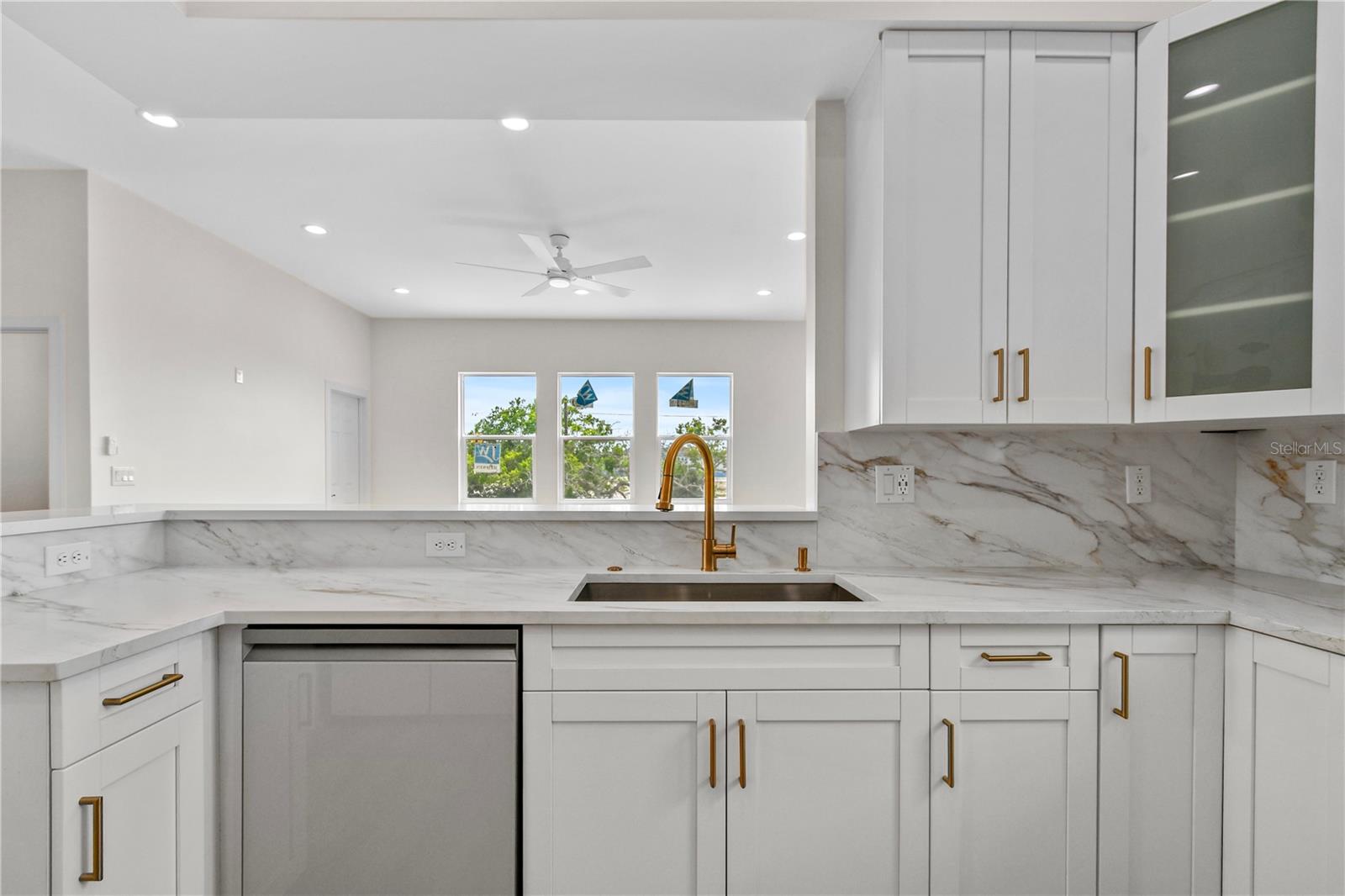 Image 61 of 77 For 4234 4th Street S