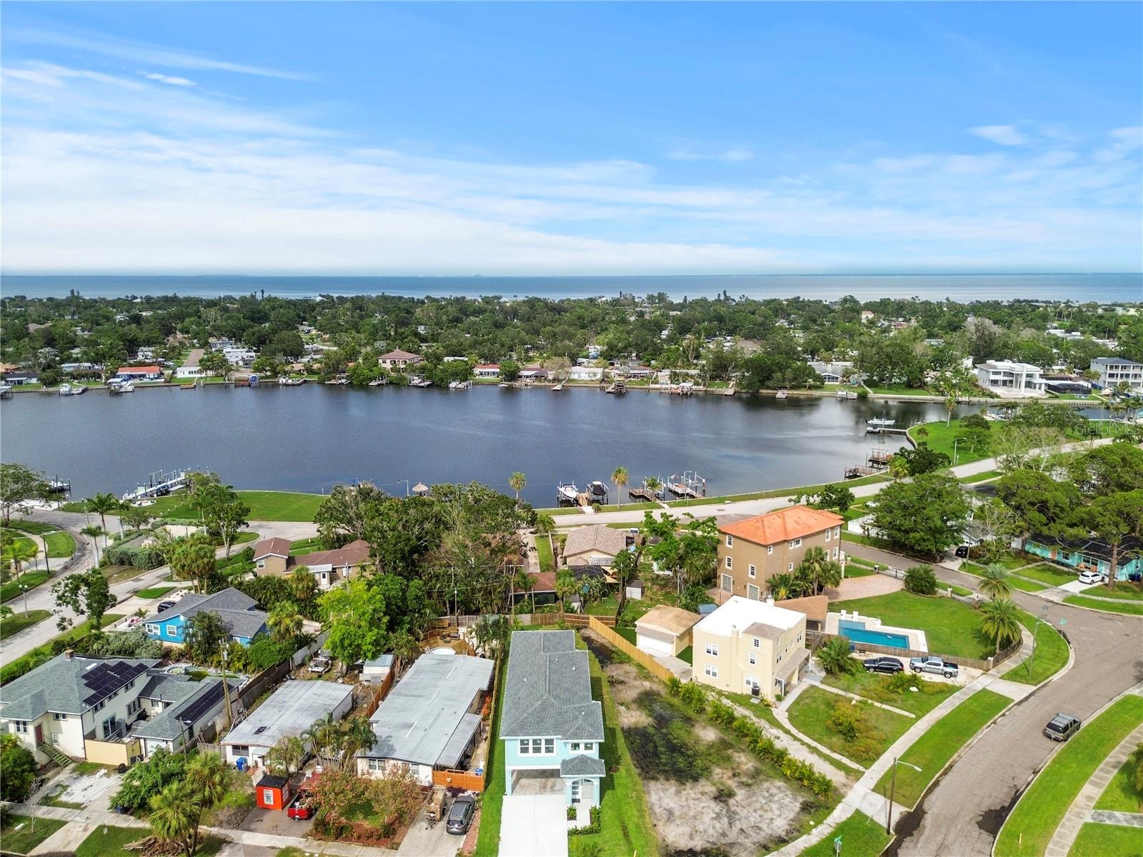 Image 8 of 77 For 4234 4th Street S