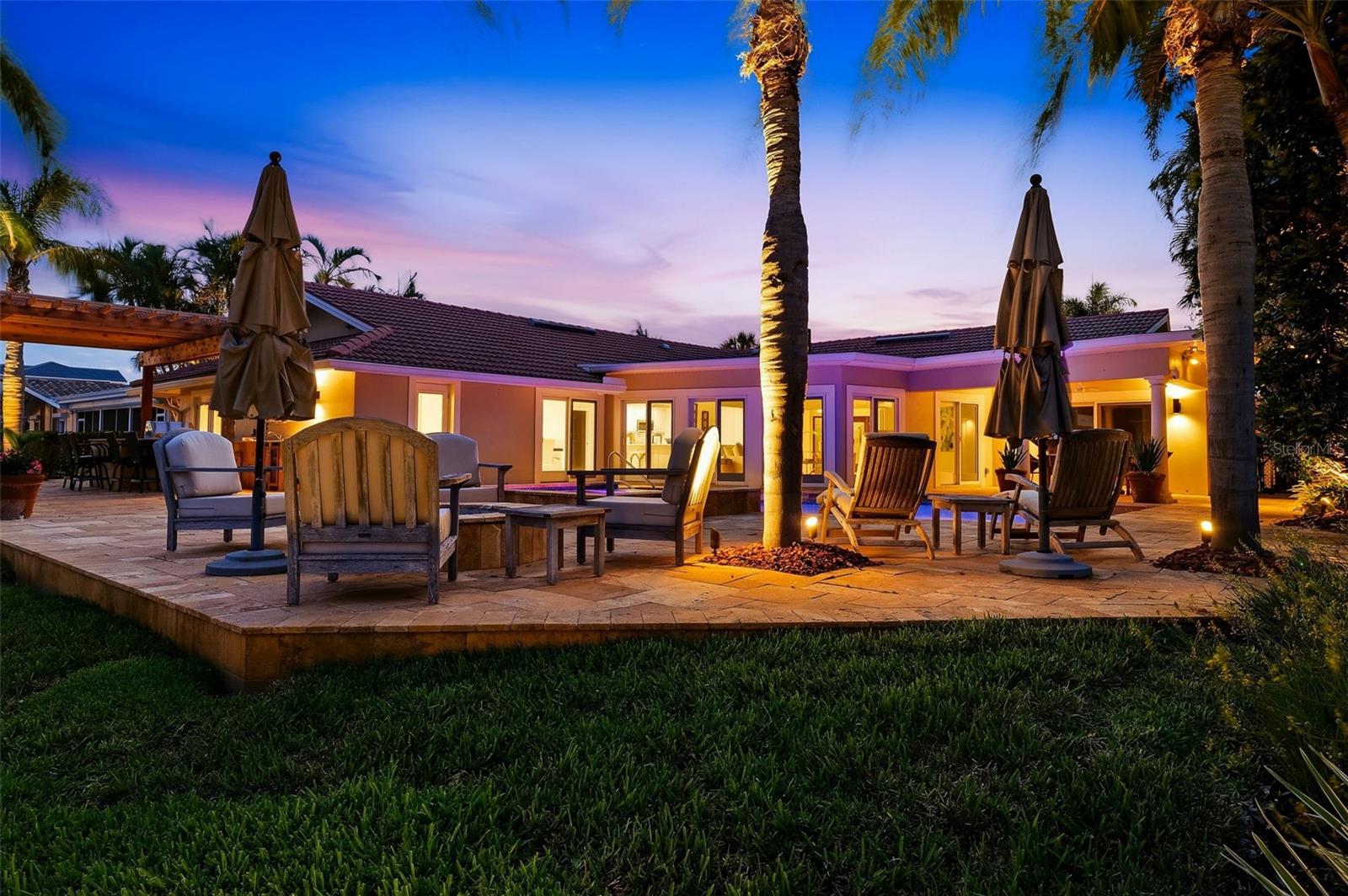 Image 59 of 67 For 2080 Hawaii Avenue Ne