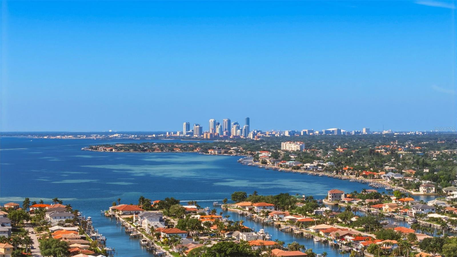 Image 62 of 67 For 2080 Hawaii Avenue Ne