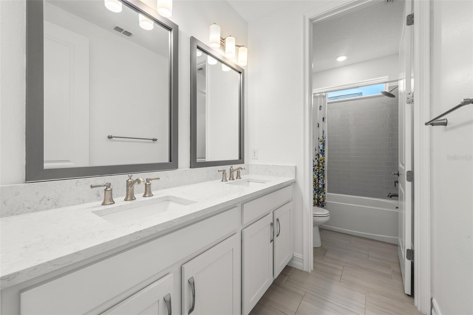 Image 31 of 68 For 4790 Tramanto Lane