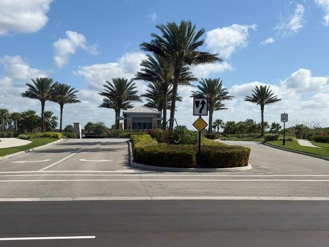 Image 2 of 44 For 6289 Mesa Glen