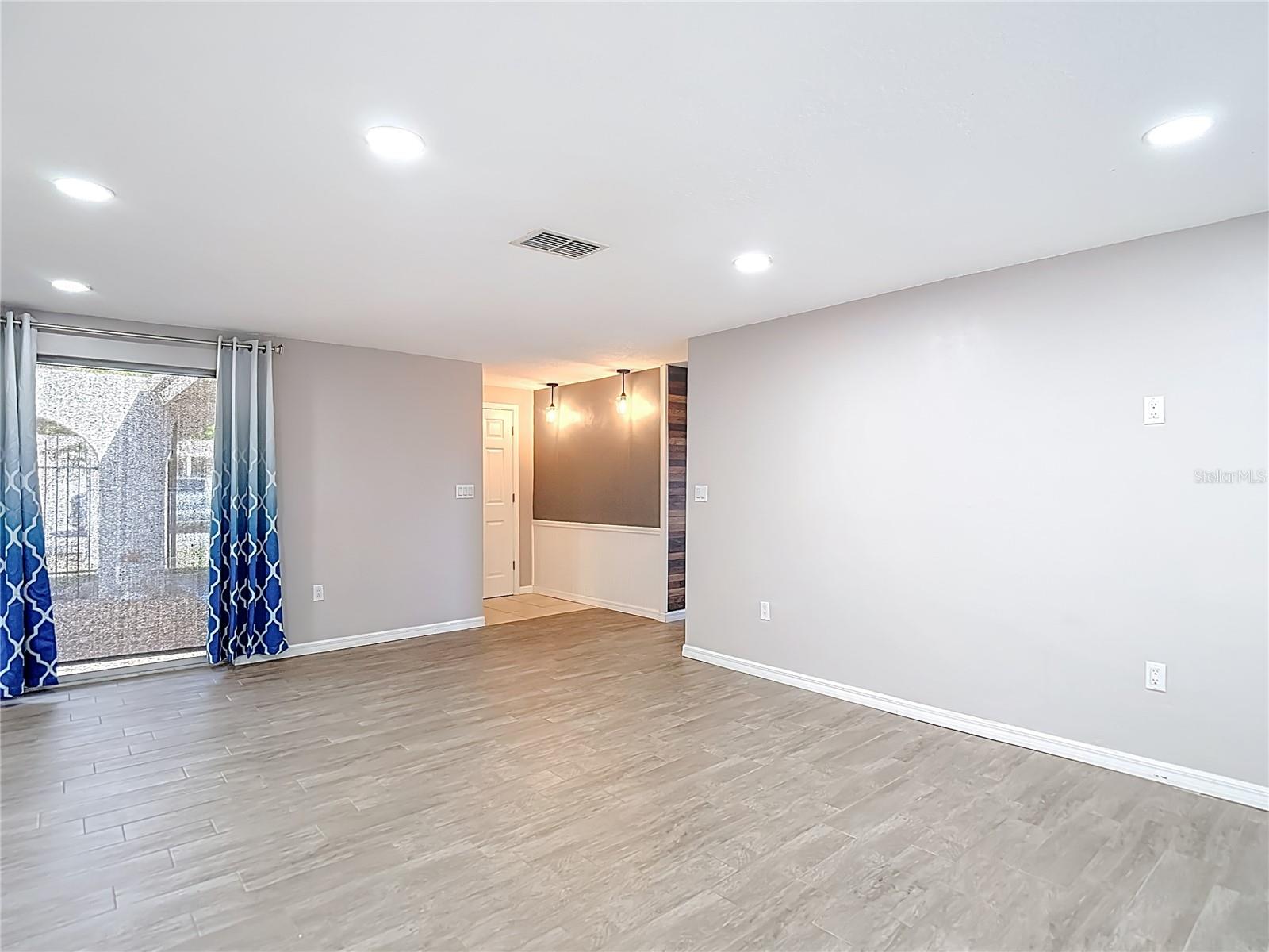 Image 11 of 62 For 4320 Newbury Drive