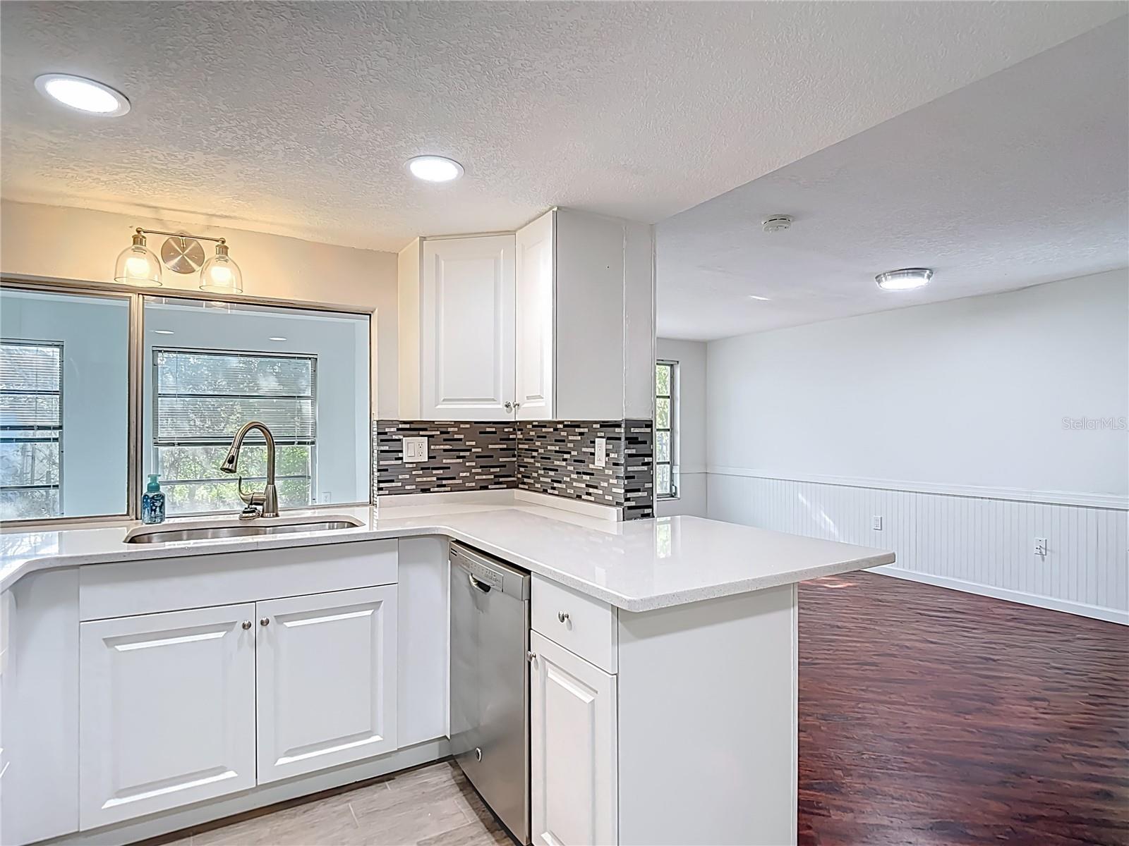 Image 20 of 62 For 4320 Newbury Drive