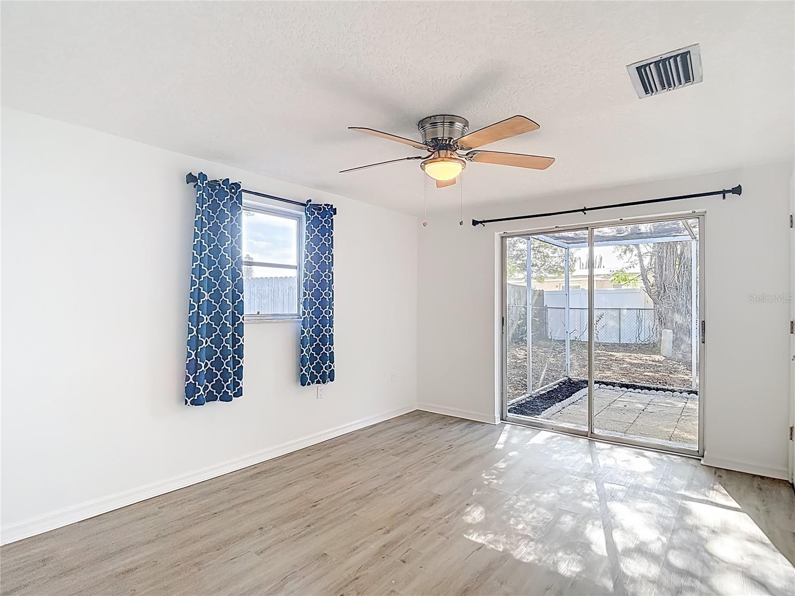 Image 34 of 62 For 4320 Newbury Drive