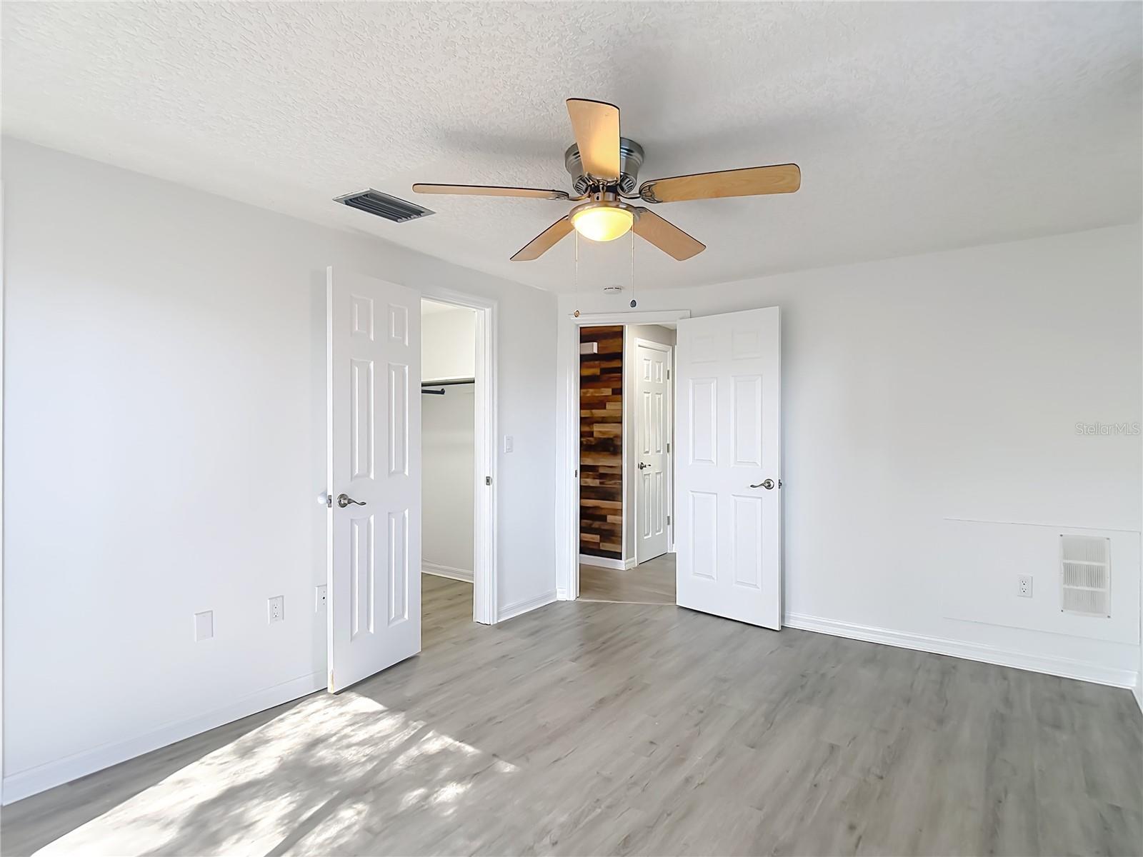 Image 36 of 62 For 4320 Newbury Drive