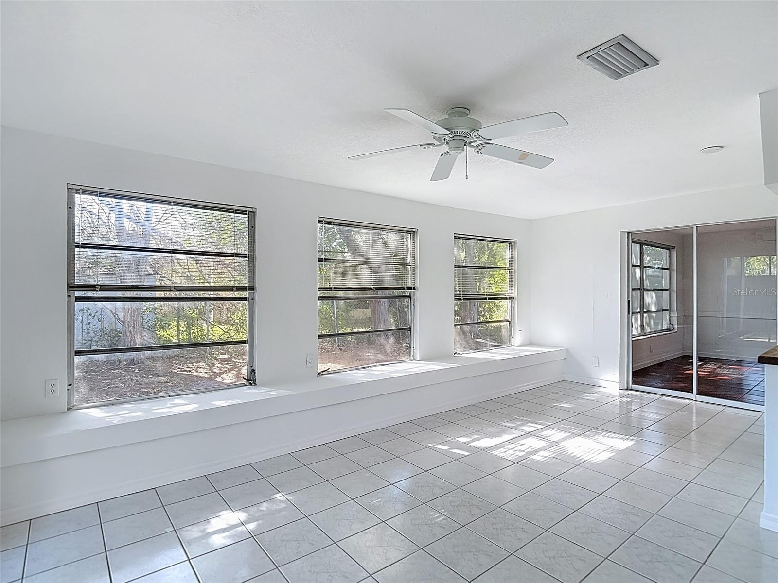 Image 42 of 62 For 4320 Newbury Drive