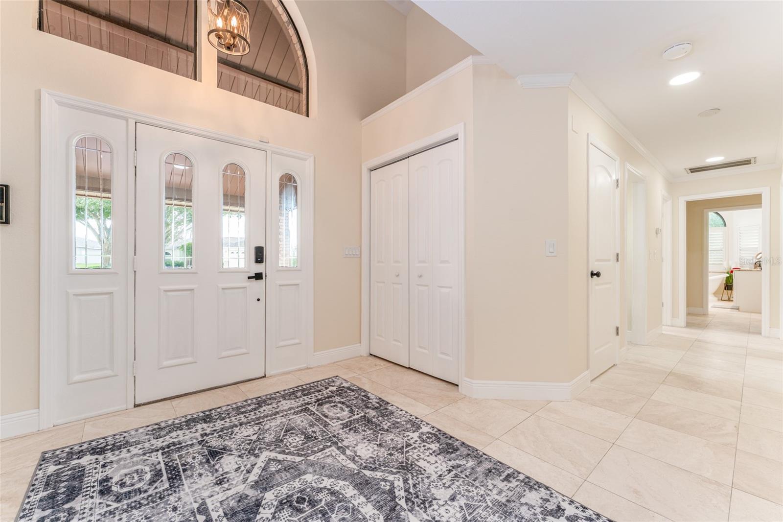 Image 25 of 55 For 6151 Silver Oaks Drive