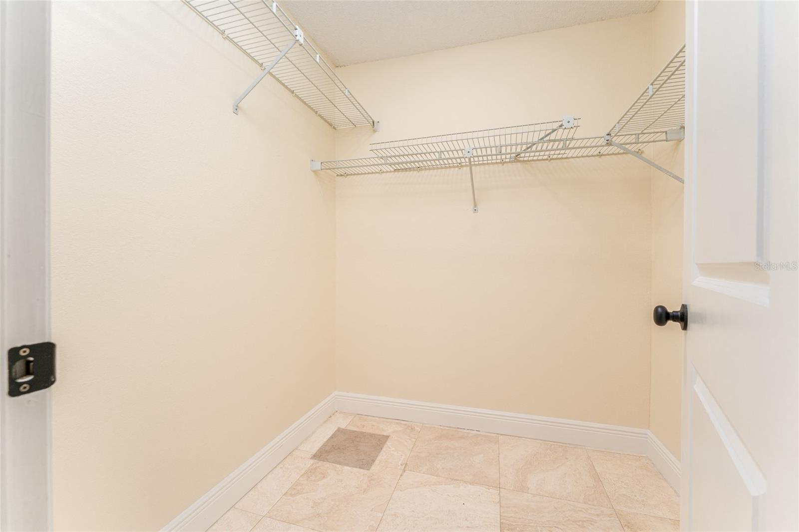 Image 37 of 55 For 6151 Silver Oaks Drive