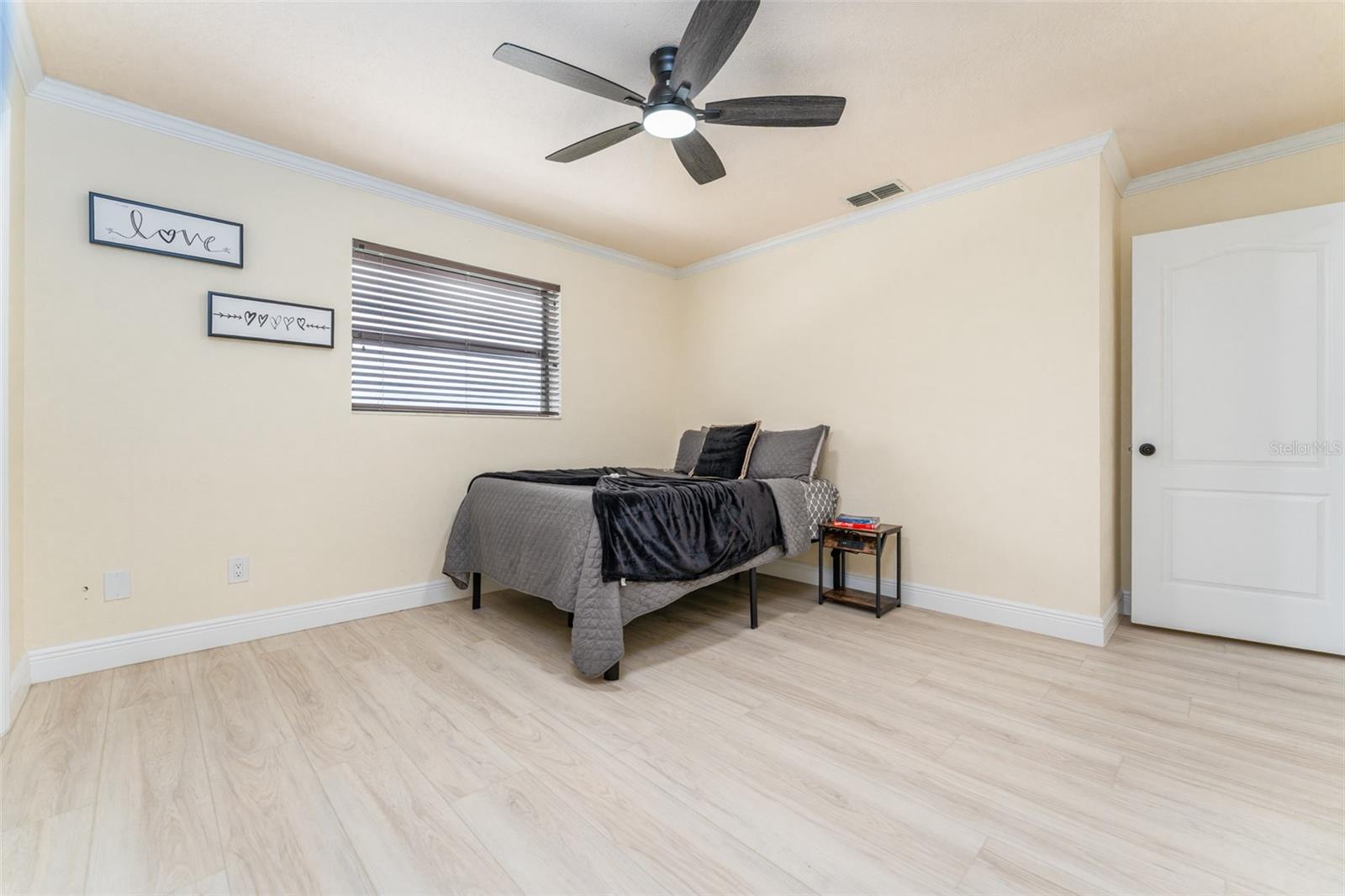 Image 48 of 55 For 6151 Silver Oaks Drive