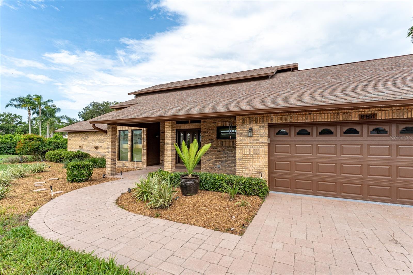 Image 9 of 55 For 6151 Silver Oaks Drive