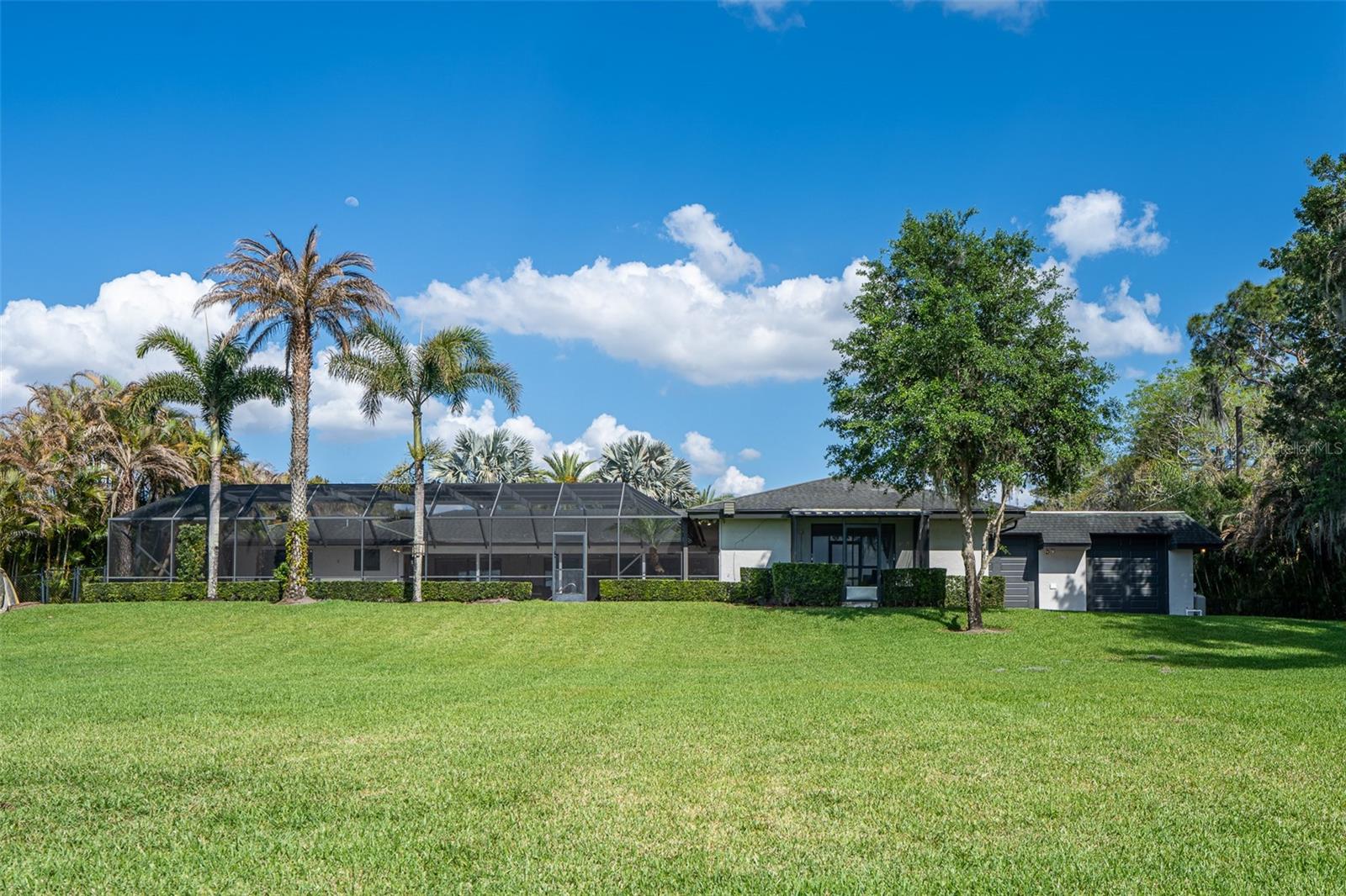 Image 19 of 21 For 573 Holmes Avenue