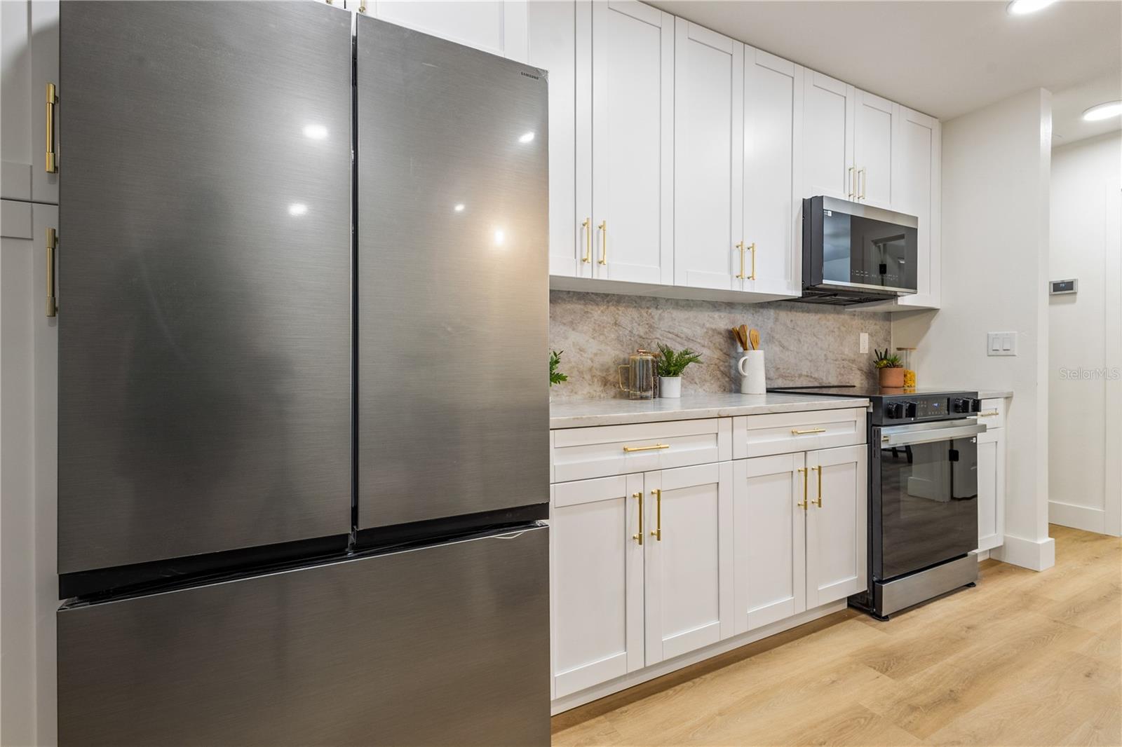 Image 10 of 40 For 2173 Cypress Point Drive N