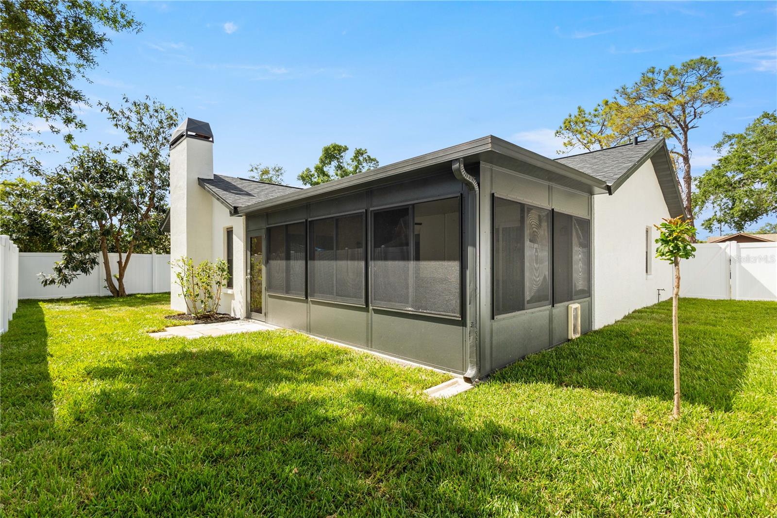 Image 36 of 40 For 2173 Cypress Point Drive N