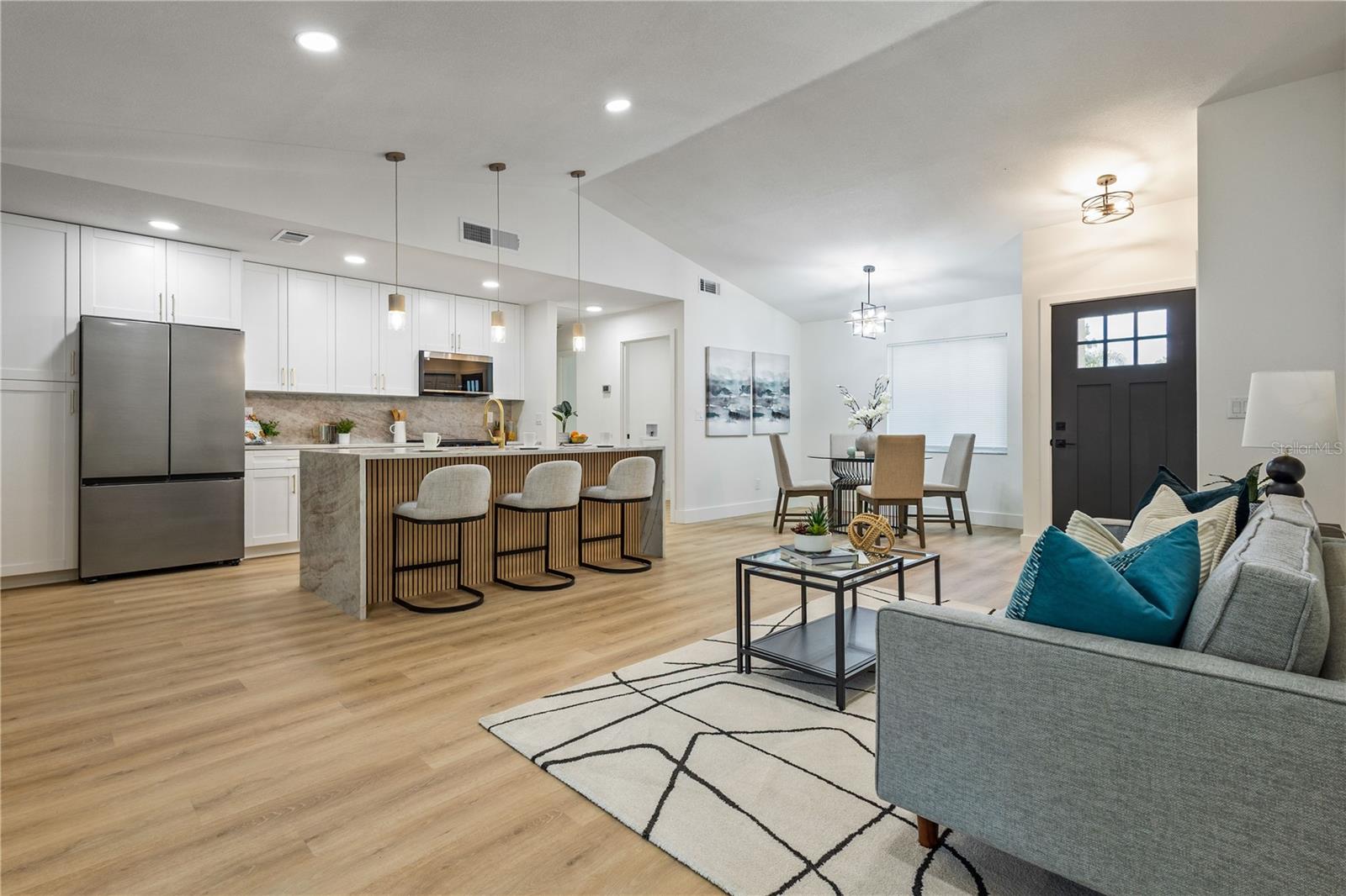 Image 8 of 40 For 2173 Cypress Point Drive N