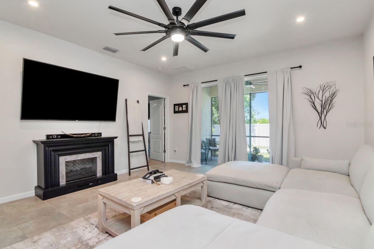 Image 9 of 42 For 10455 Heron Hideaway Loop