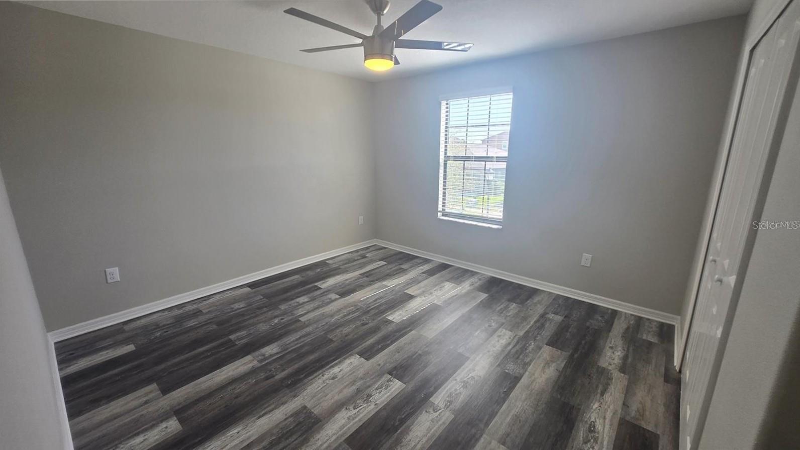 Image 27 of 35 For 9613 Sage Creek Drive