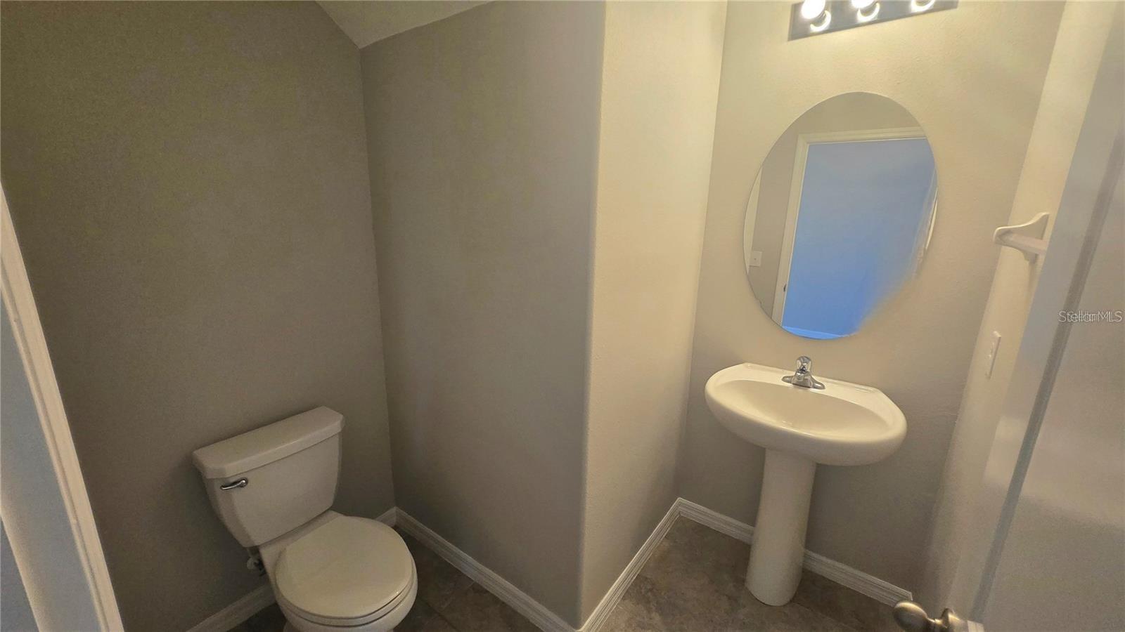 Image 6 of 35 For 9613 Sage Creek Drive