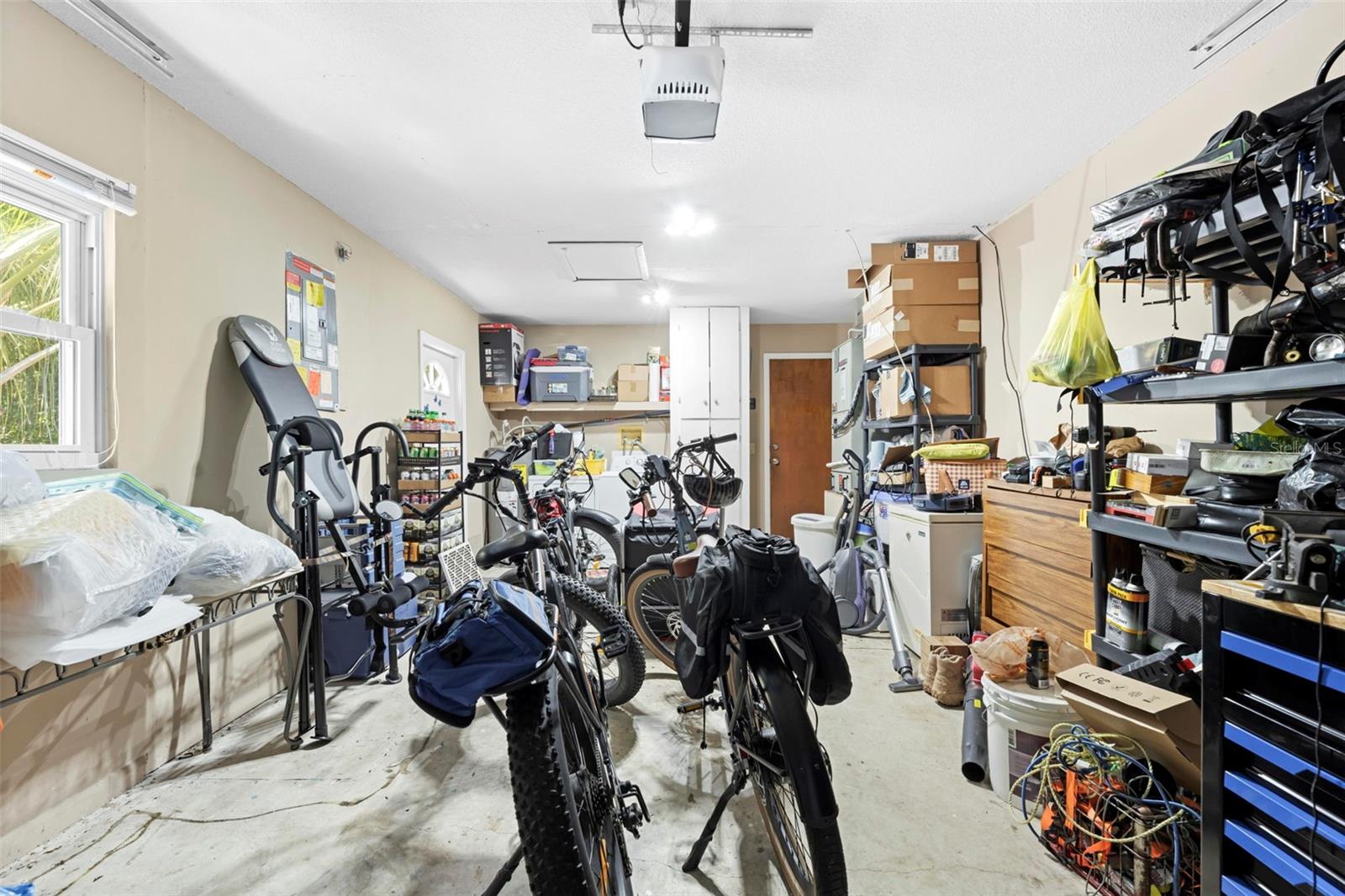 Image 46 of 51 For 6141 Dell Lane