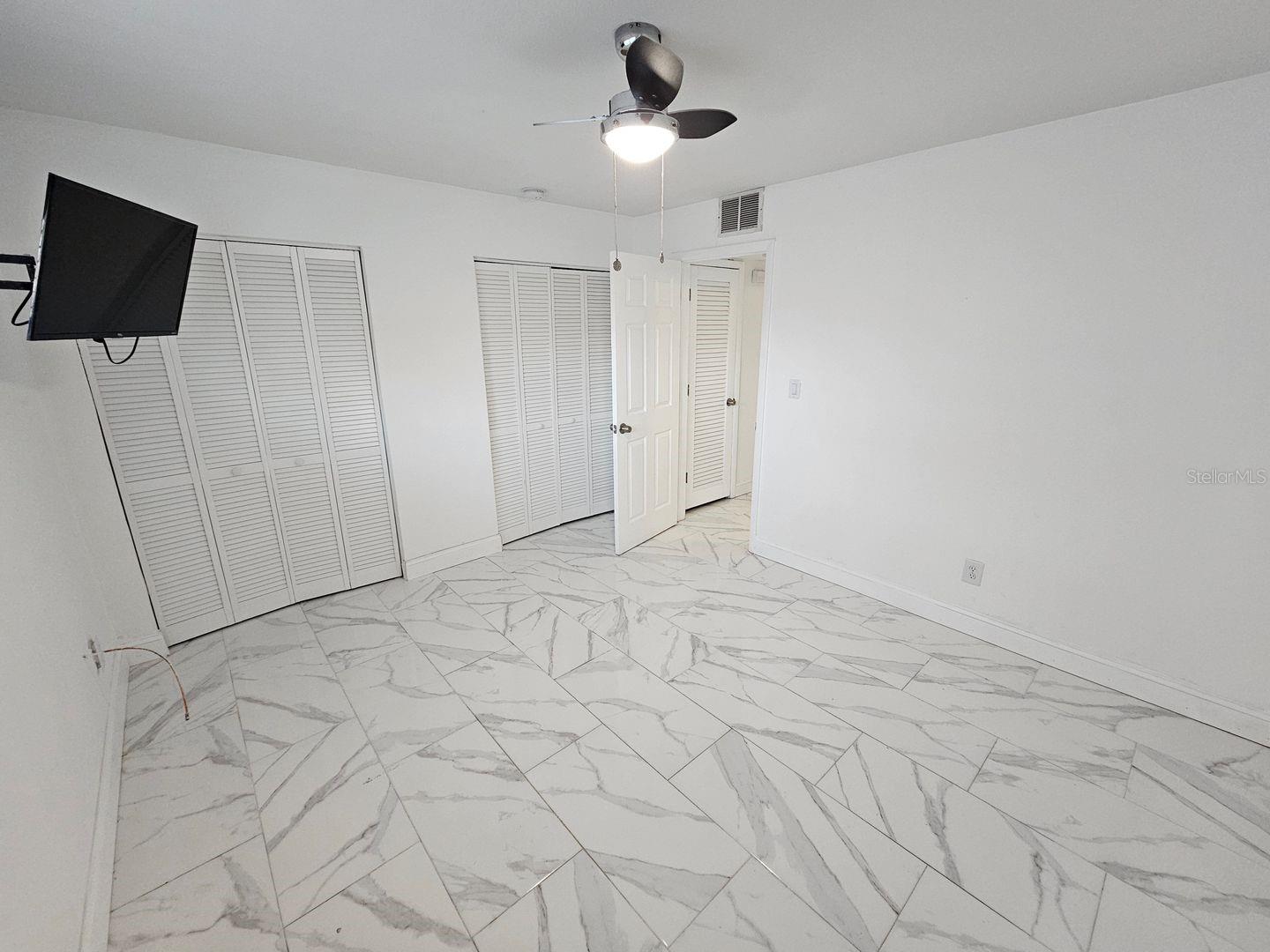 Image 6 of 13 For 11955 3rd Street E 1