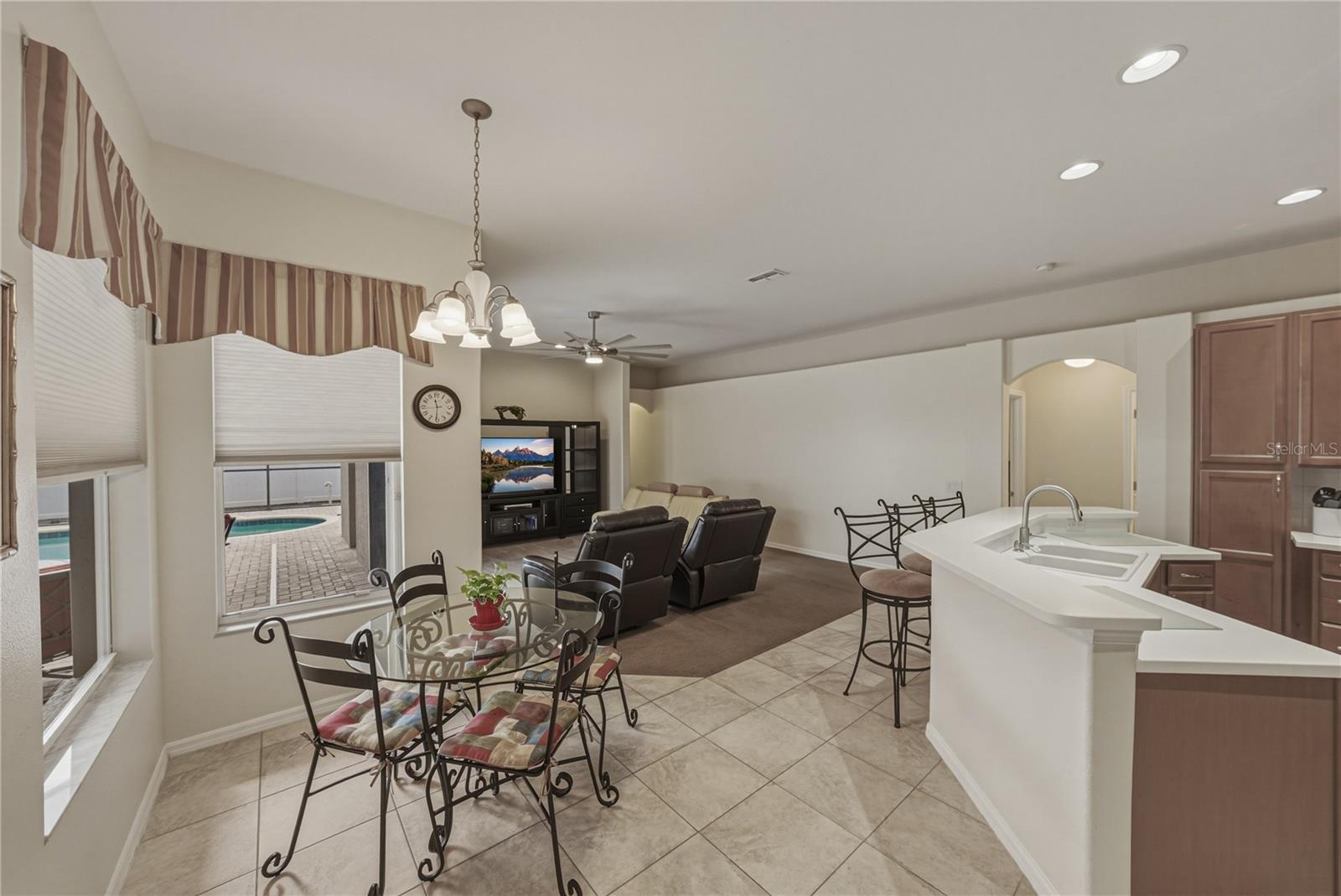 Image 21 of 65 For 1542 Swamp Rose Lane