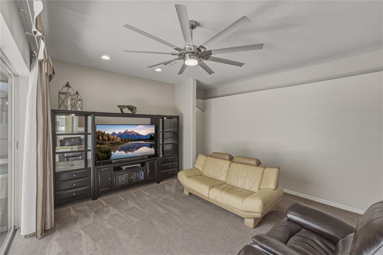 Image 31 of 65 For 1542 Swamp Rose Lane