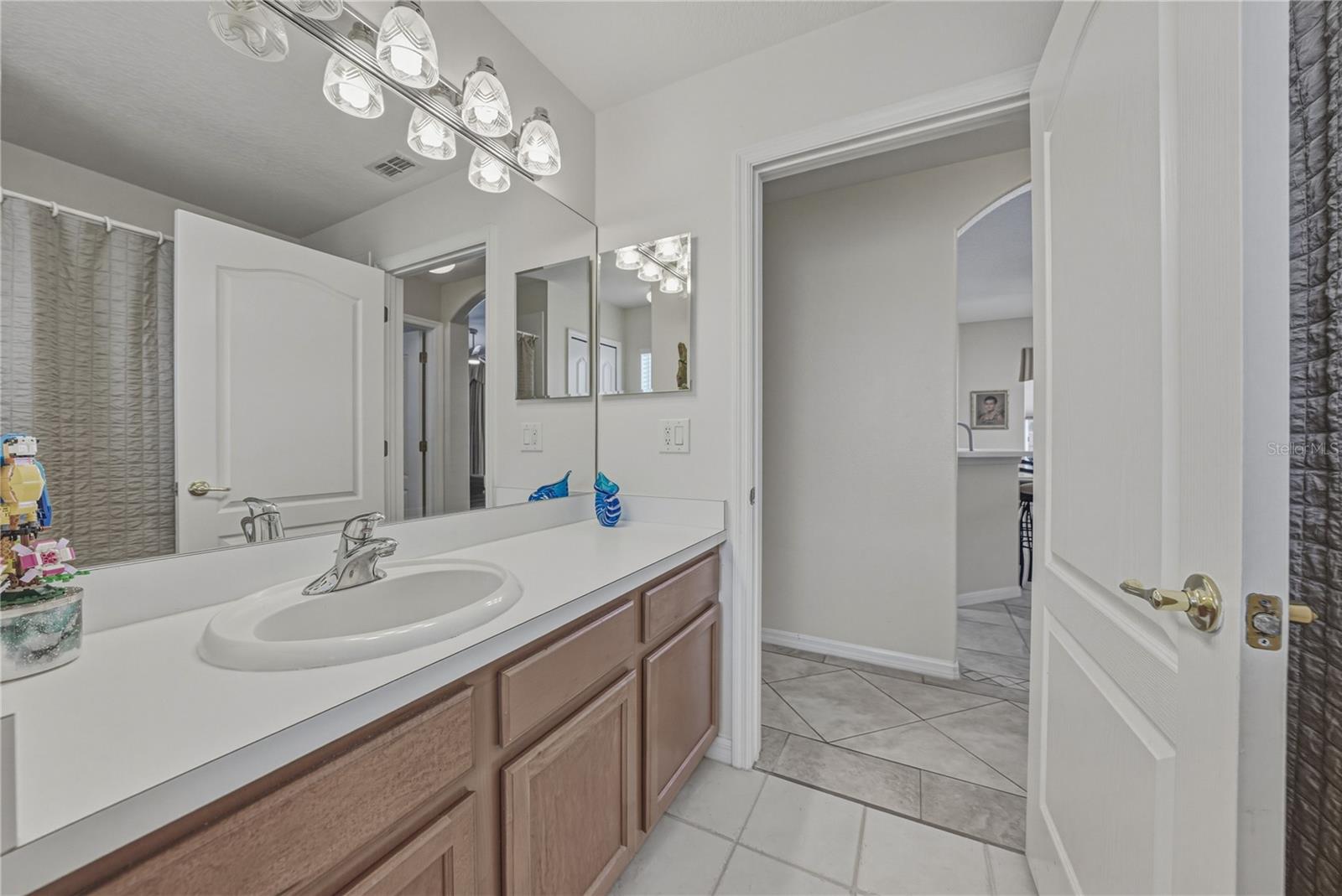 Image 45 of 65 For 1542 Swamp Rose Lane