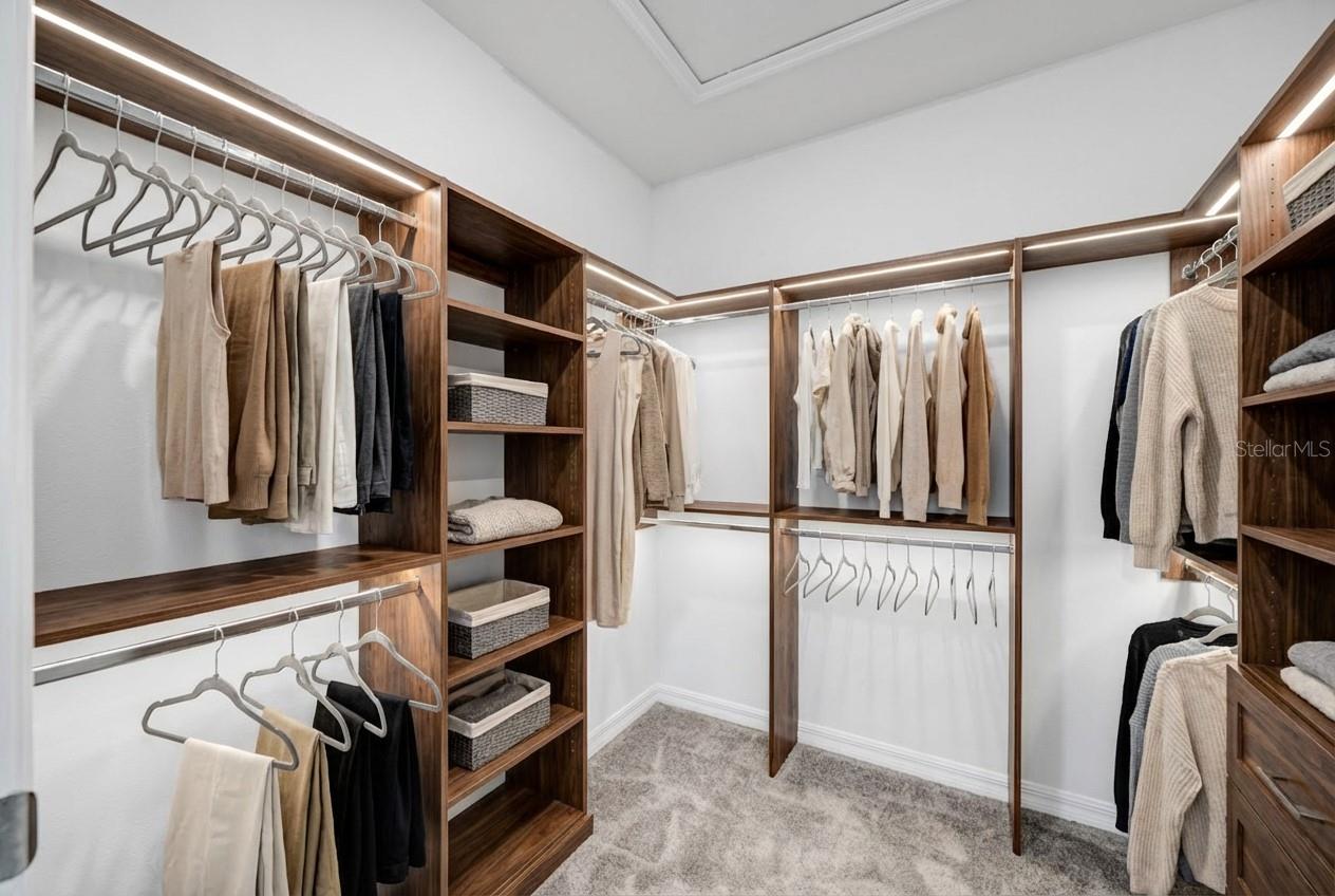 Image 37 of 58 For 2524 Sunray Venus Way