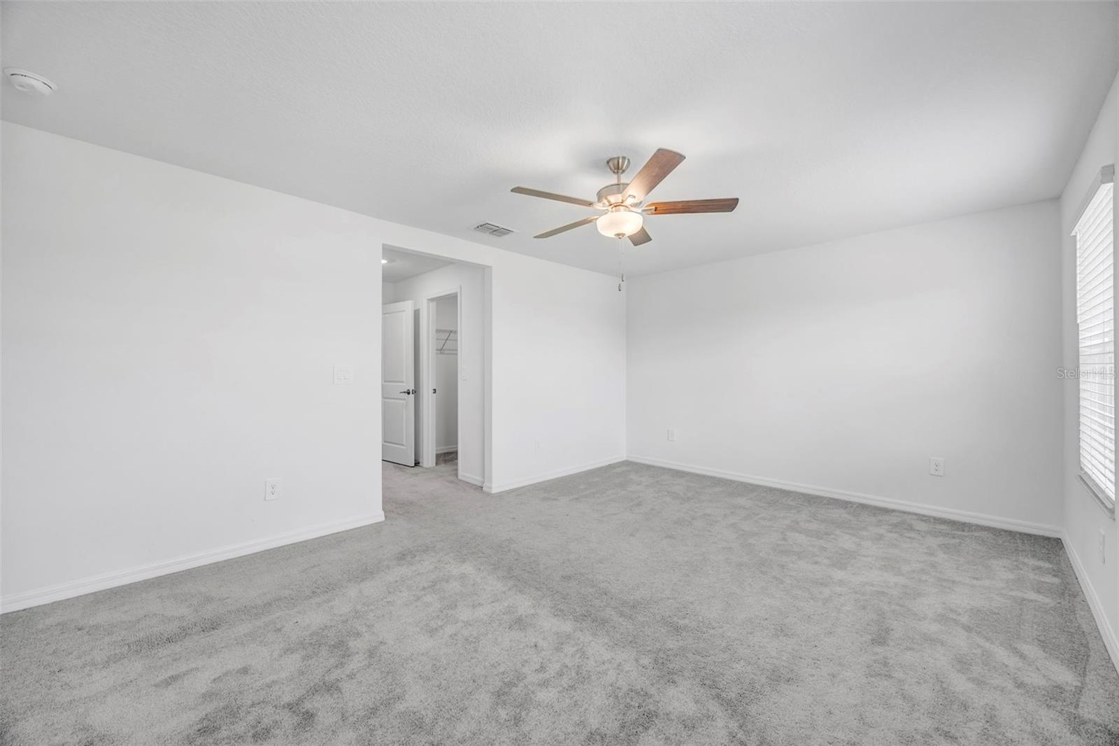 Image 44 of 58 For 2524 Sunray Venus Way